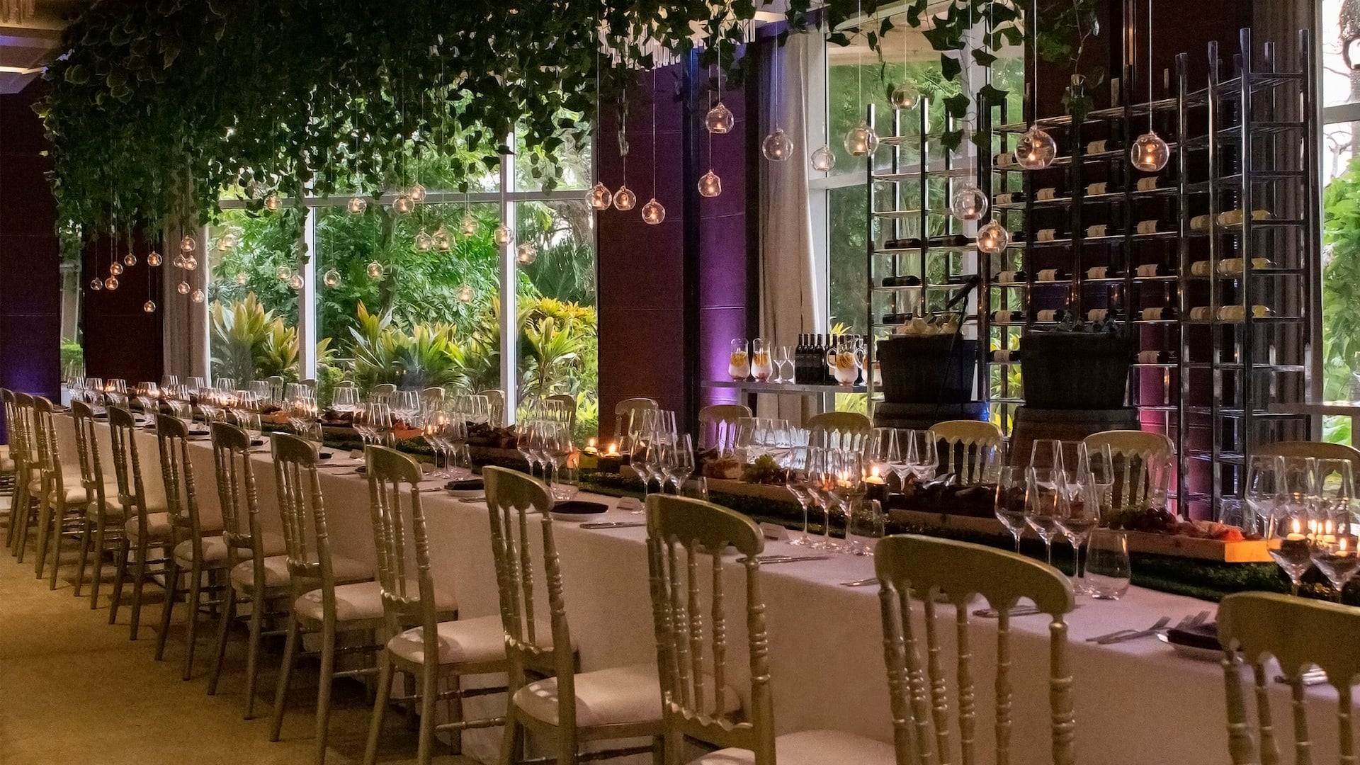1/3 Hyatt Regency Guam Salon Wine Dinner