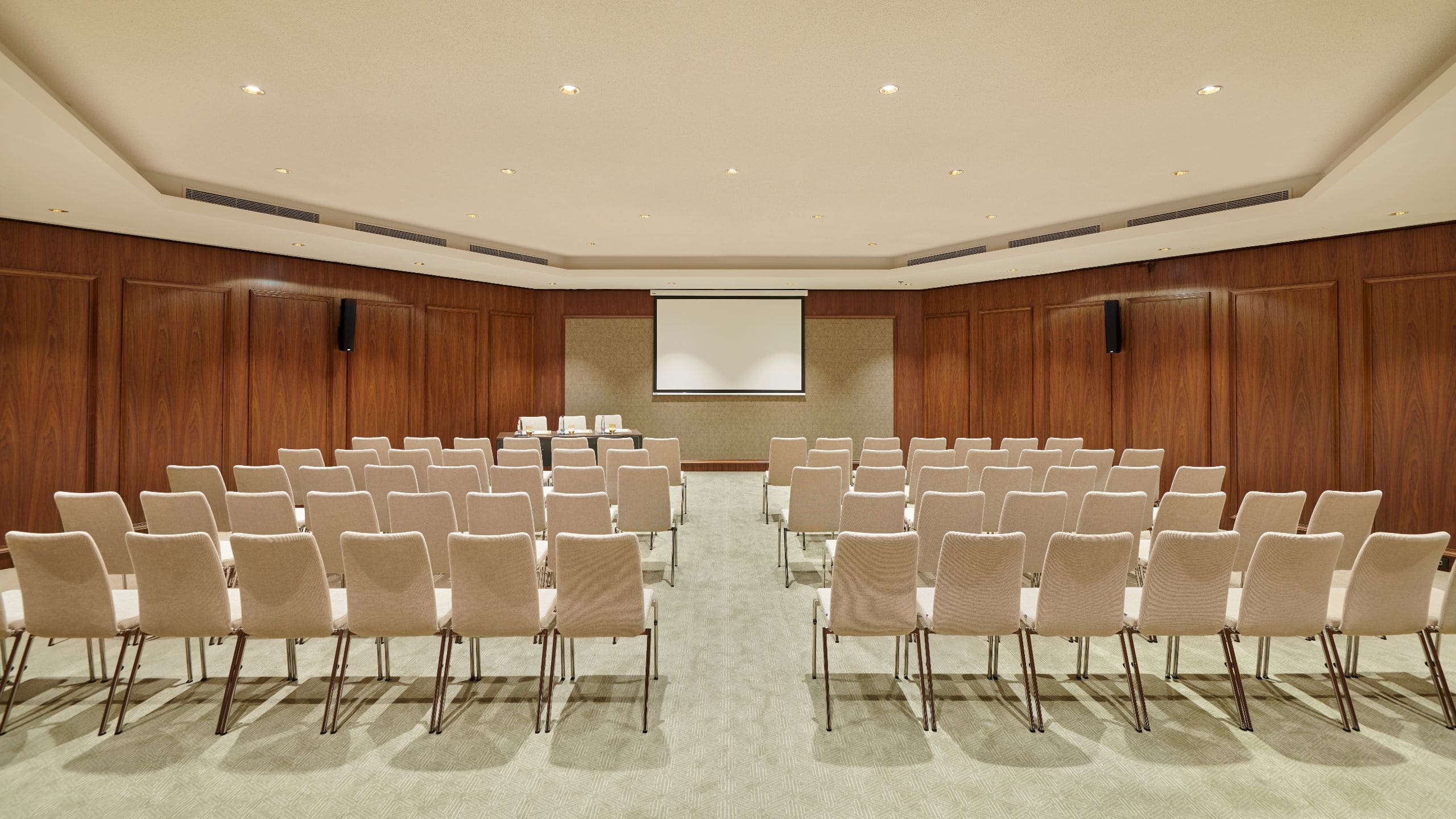 6 of 7 Párisi Udvar Hotel Budapest Parisi Salon Theater Setup