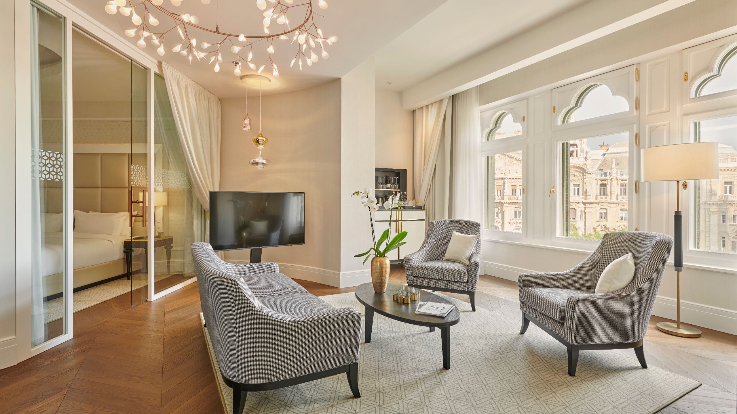 2/6 Párisi Udvar Hotel Budapest Hexagon Suite Living Room