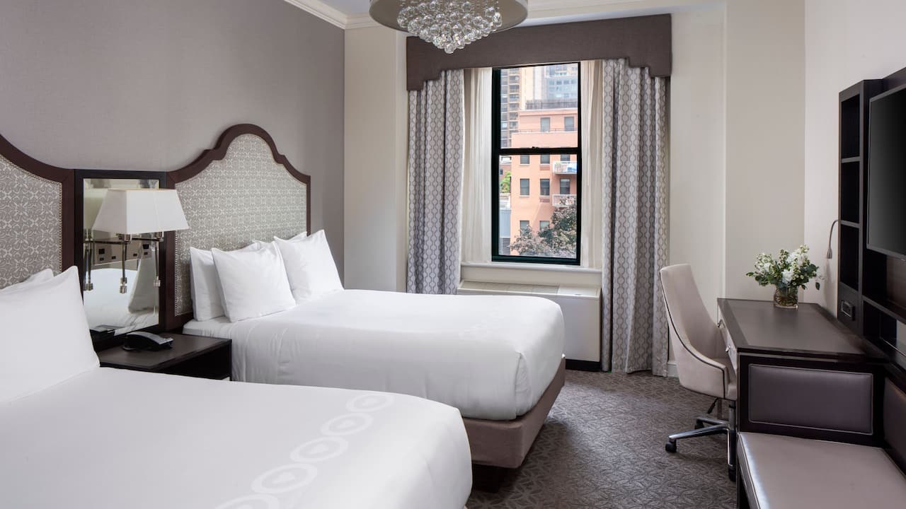 2 Double Beds with City View