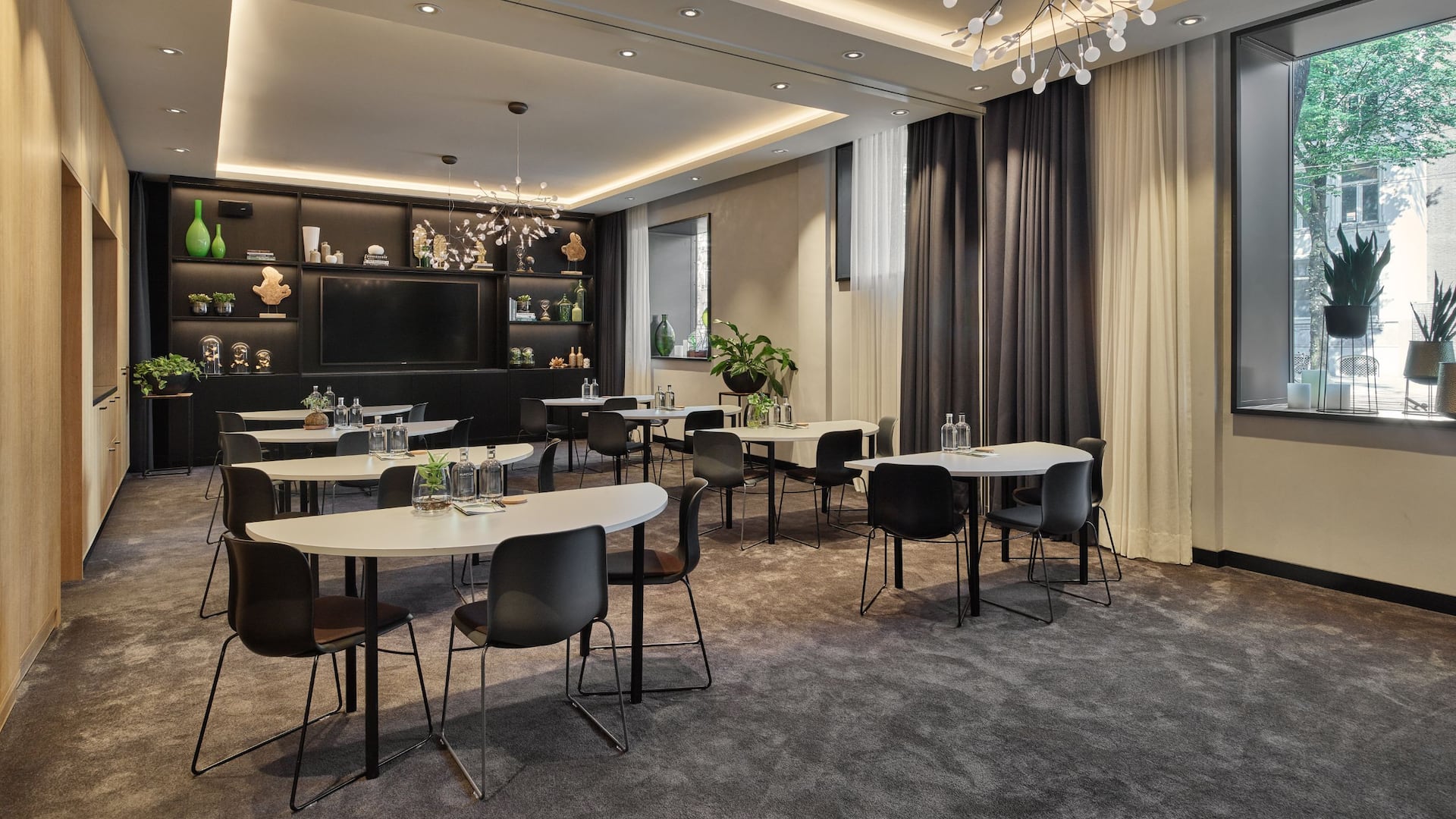 1 of 7 Hyatt Regency Amsterdam Meeting Room Cabaret