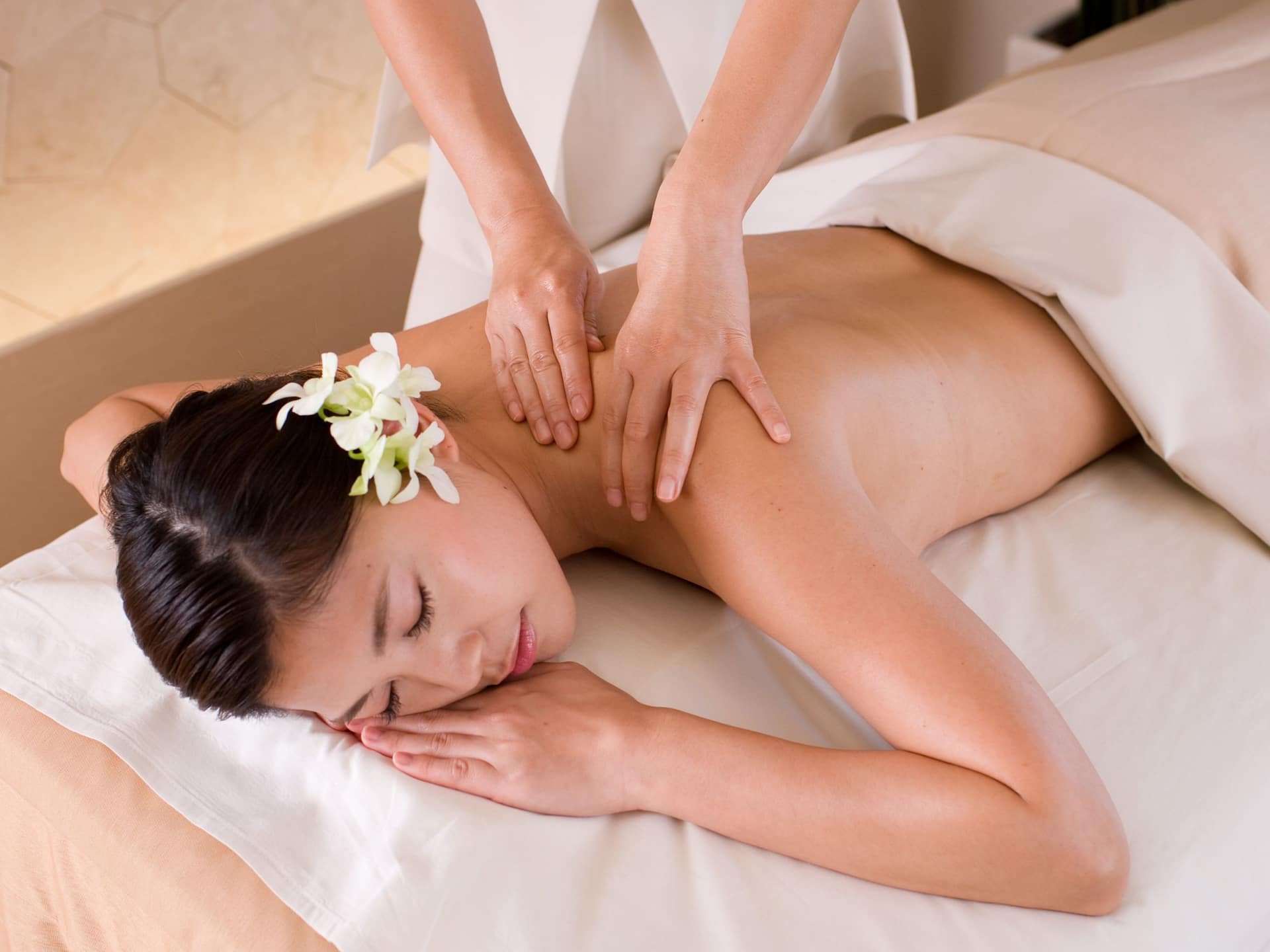 Hyatt Regency Seragaki Island, Okinawa Spa Hanari Body Treatment