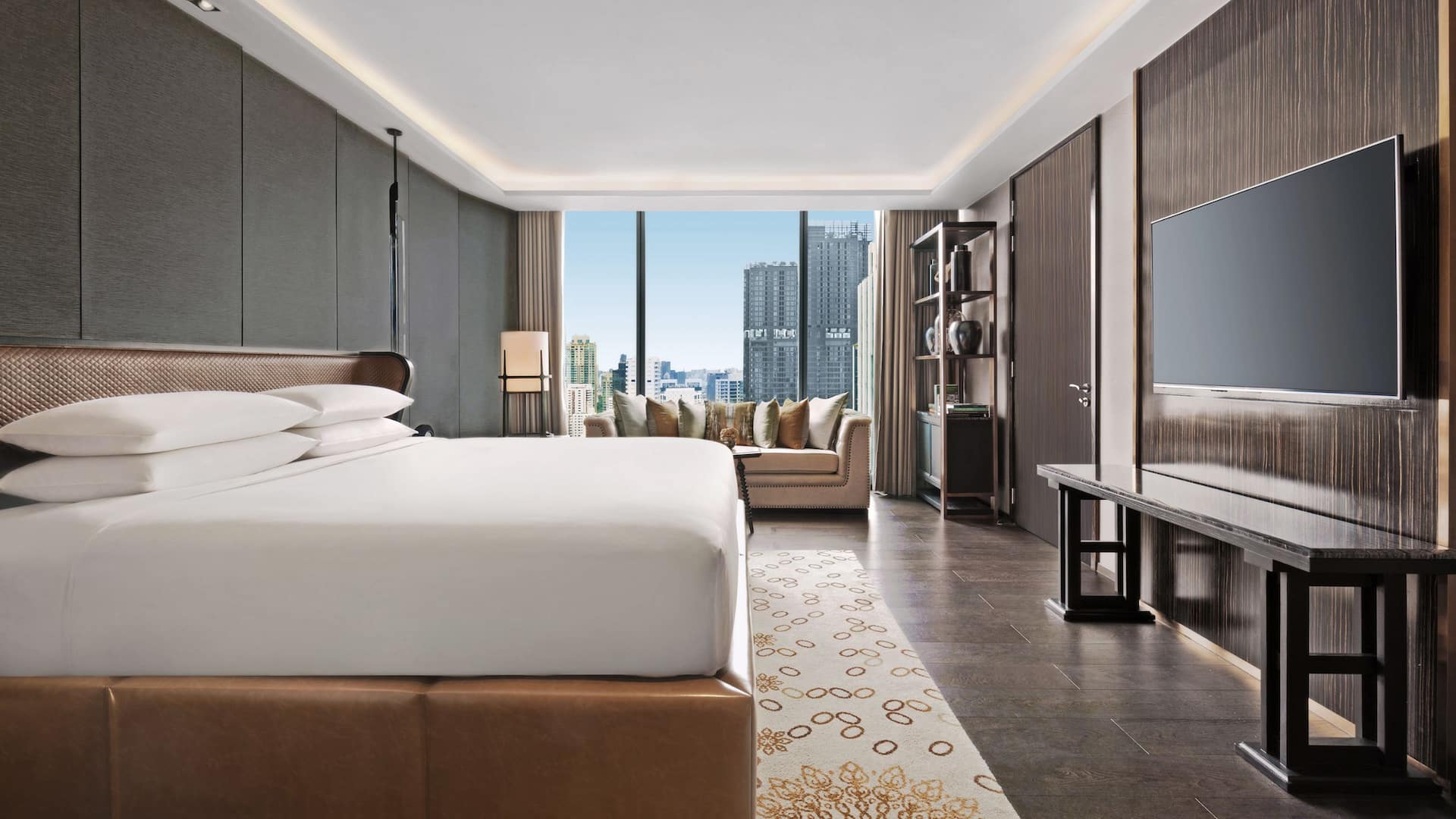 Hyatt Regency Bangkok Sukhumvit Presidential Suite Bedroom