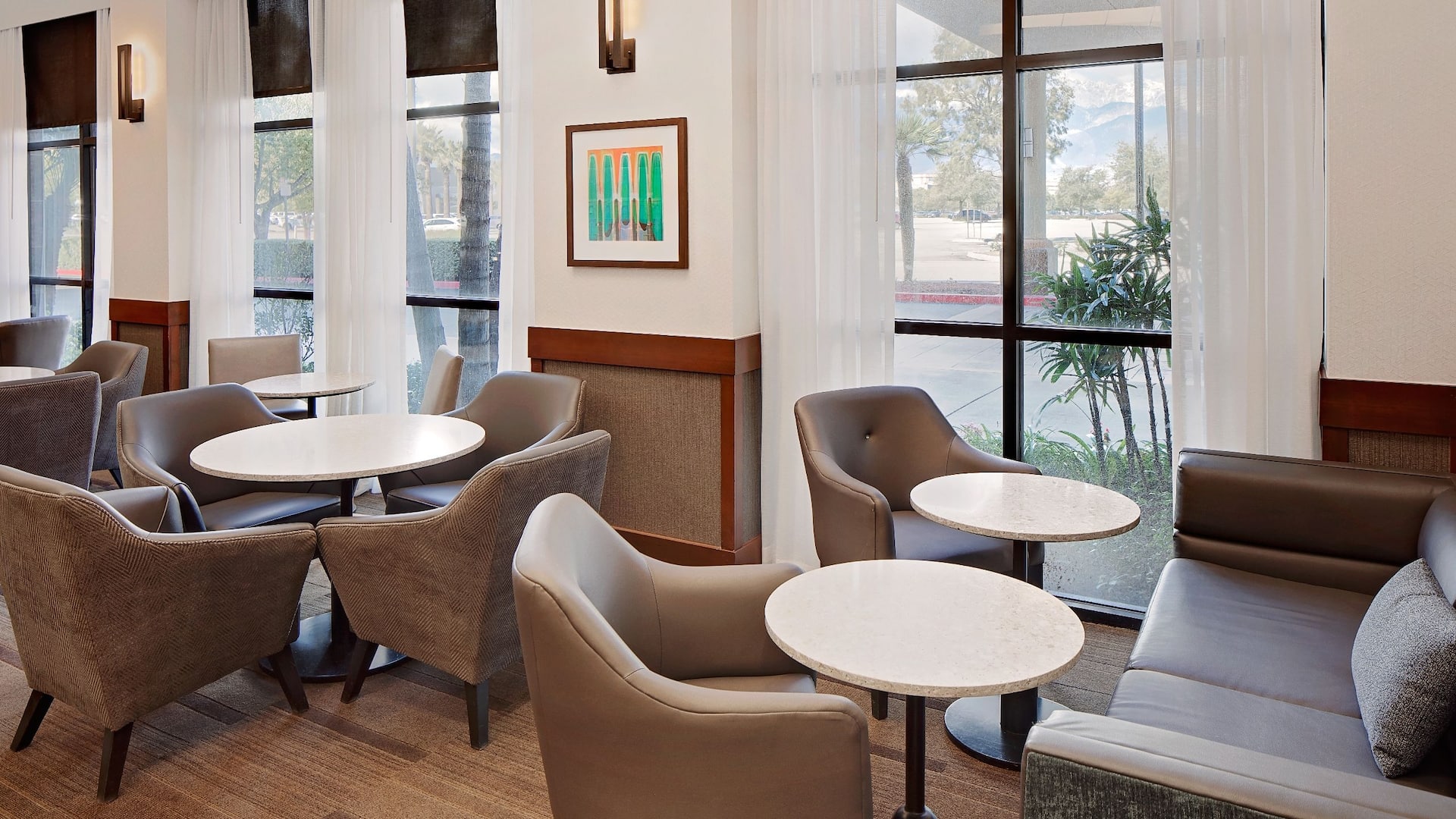 Hyatt Place Ontario/Rancho Cucamonga Lobby Seating