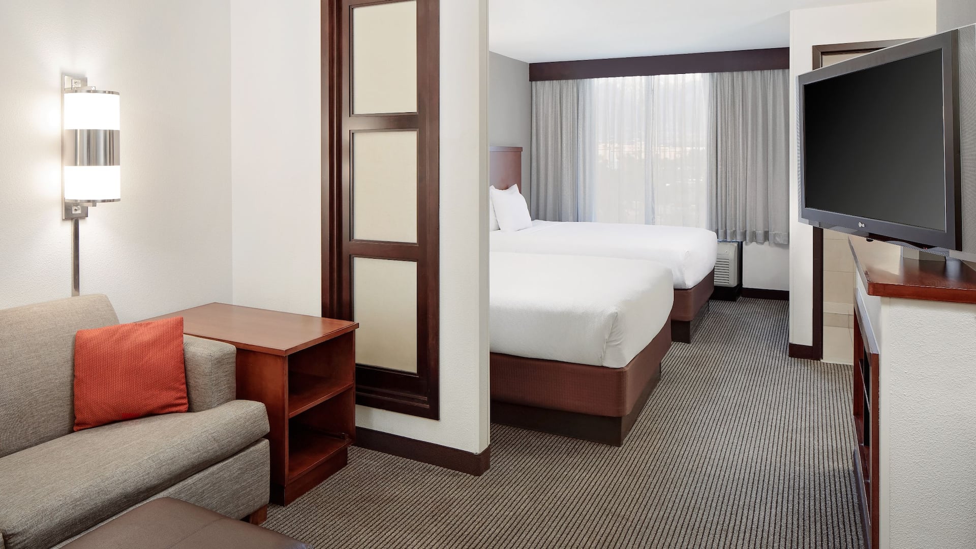 Hyatt Place Ontario/Rancho Cucamonga Two Doubles Guestroom