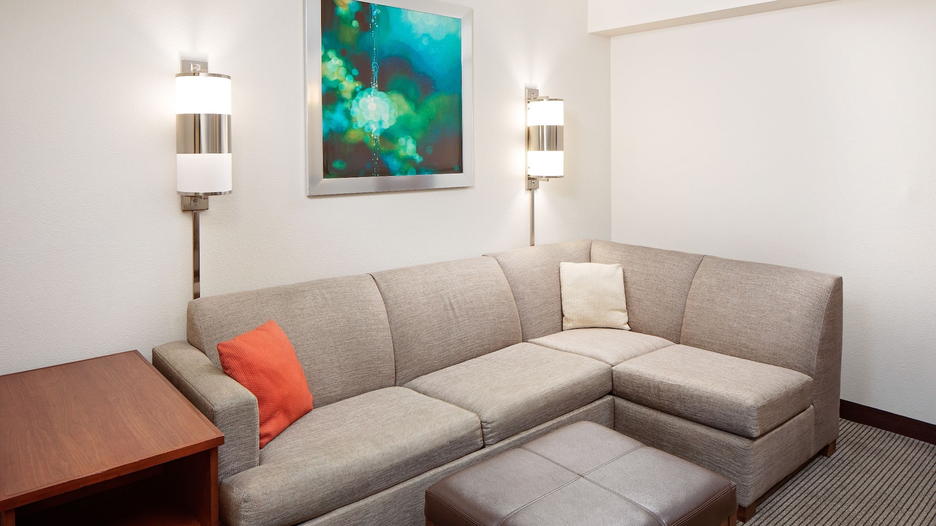 Hyatt Place Ontario/Rancho Cucamonga Guestroom Living Area
