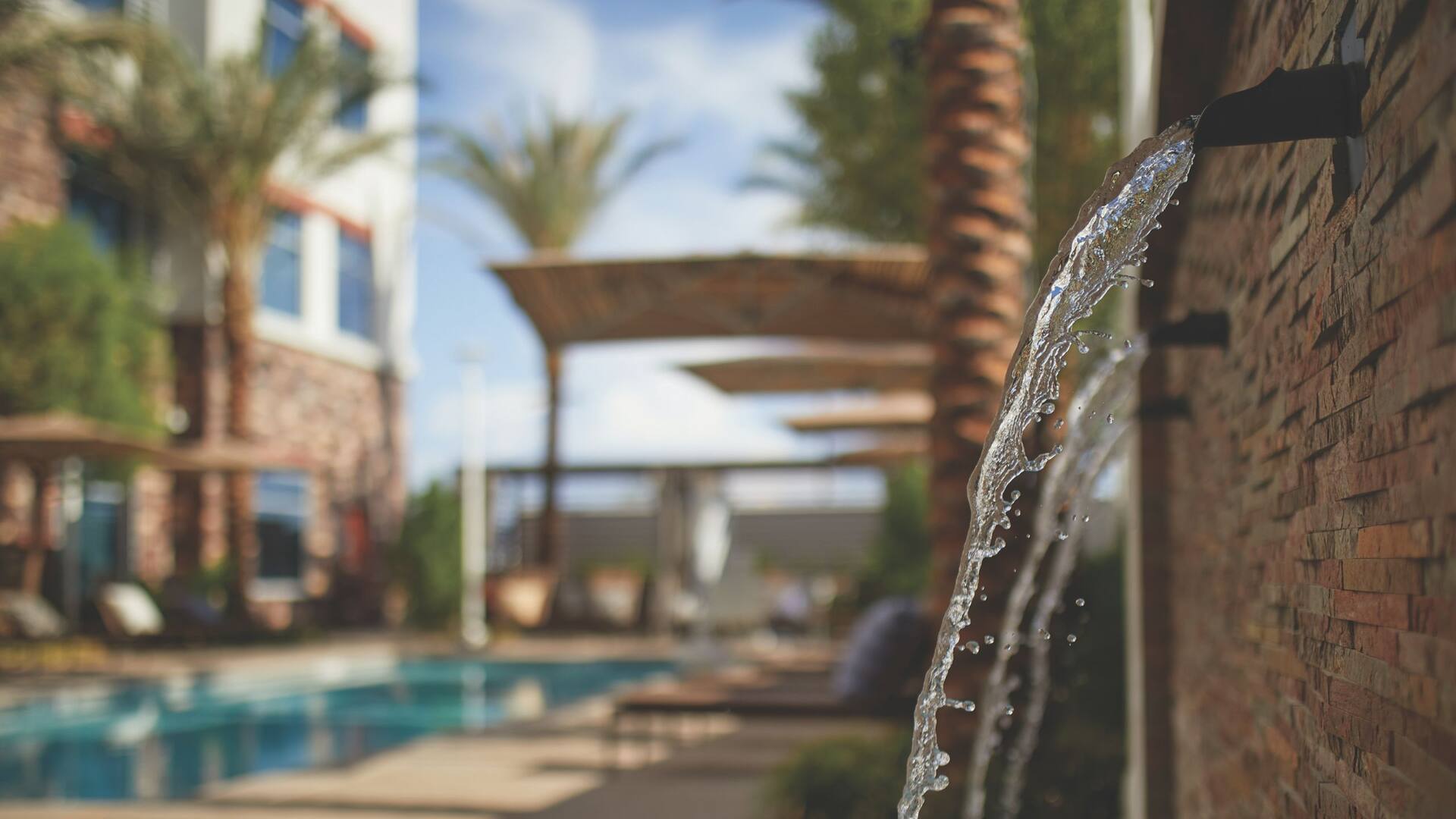 Hyatt Place Las Vegas at Silverton Village Jetted Tub Detail