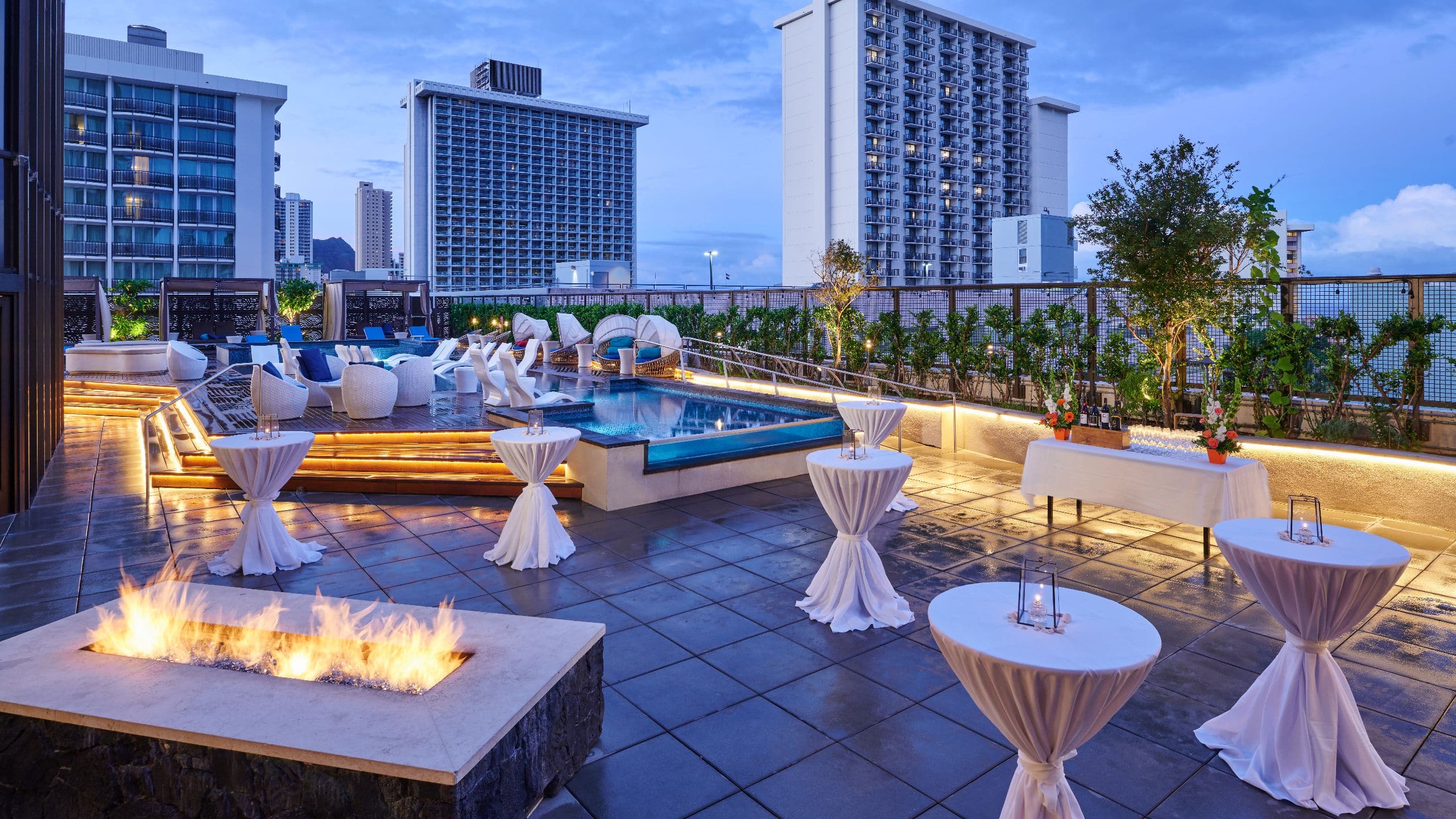 Hyatt Centric Waikiki Beach Cocktail Reception
