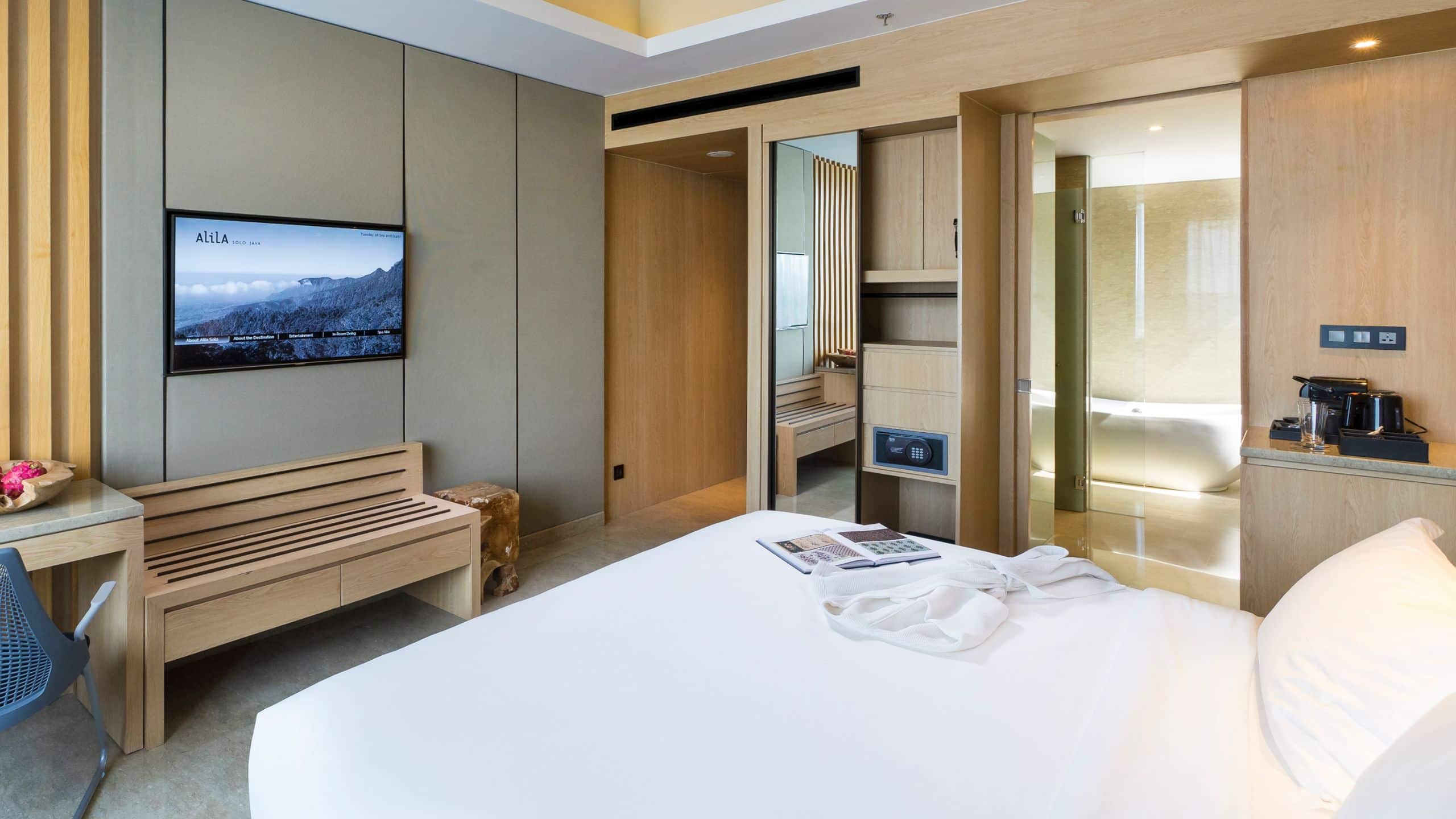 第 2，共 6 Alila Solo Deluxe Room