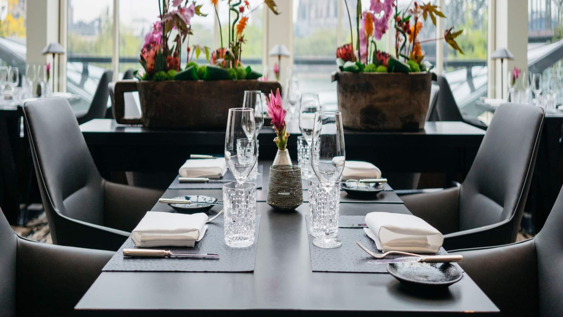 4 von 5 Hyatt Regency Cologne Glashaus Table Setting