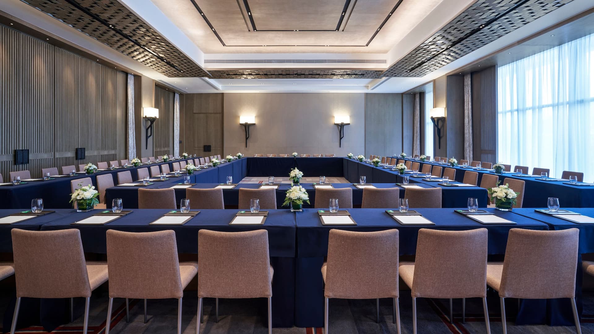 第 1，共 1 Hyatt Regency Zhuzhou Meeting Room Square Setup