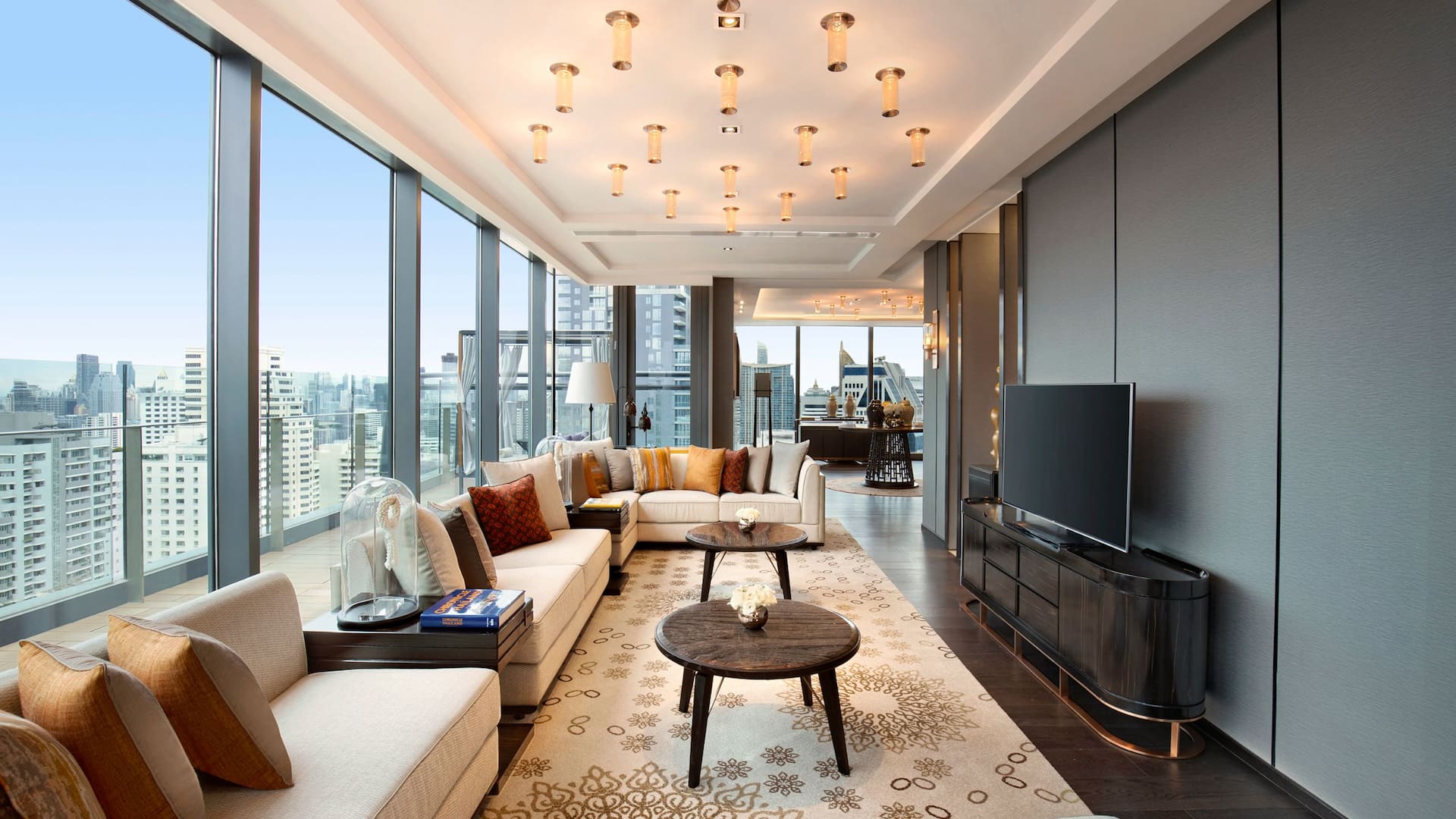 Hyatt Regency Bangkok Sukhumvit Presidential Suite