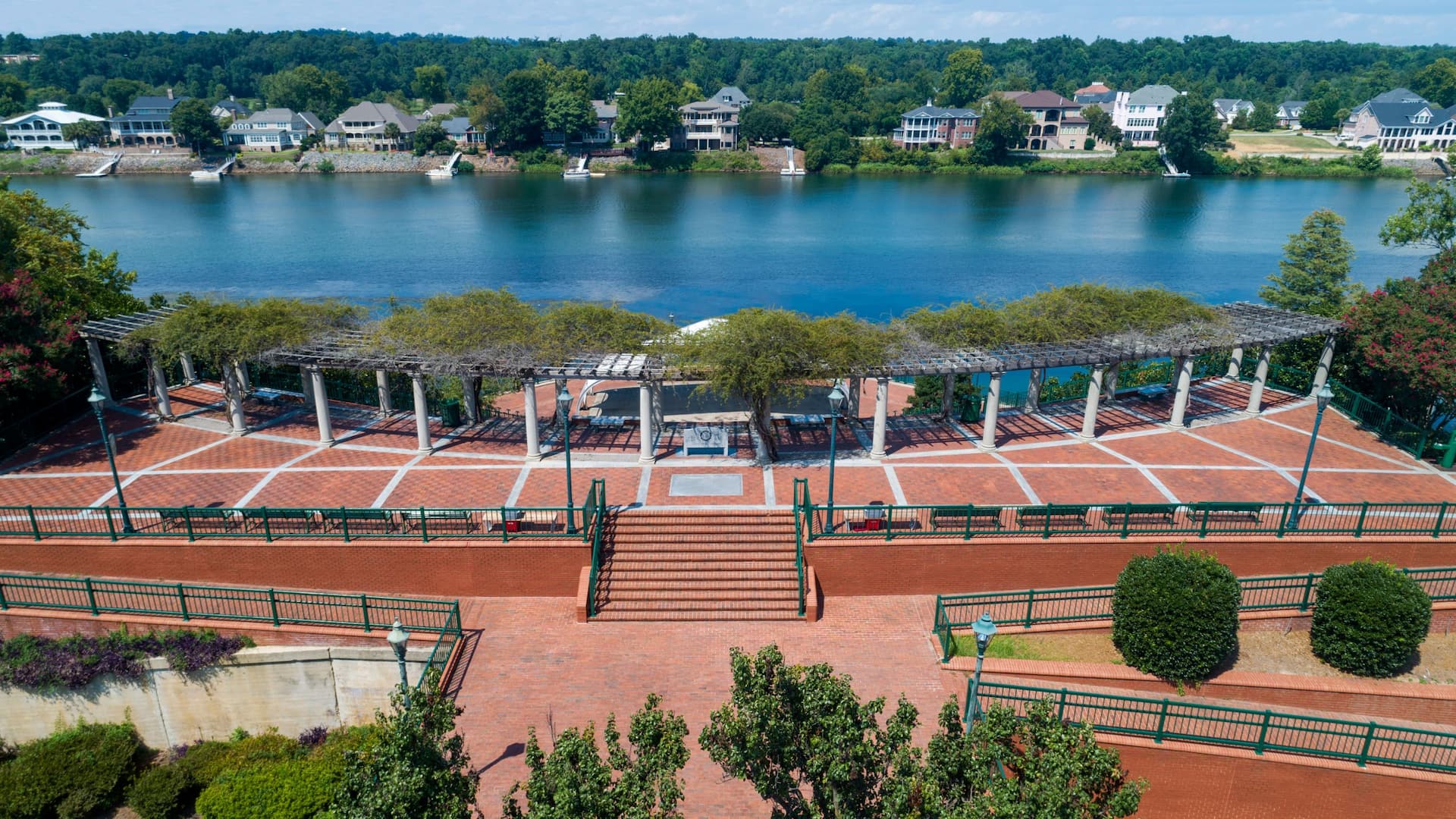 Hyatt House Augusta / Downtown City Riverwalk