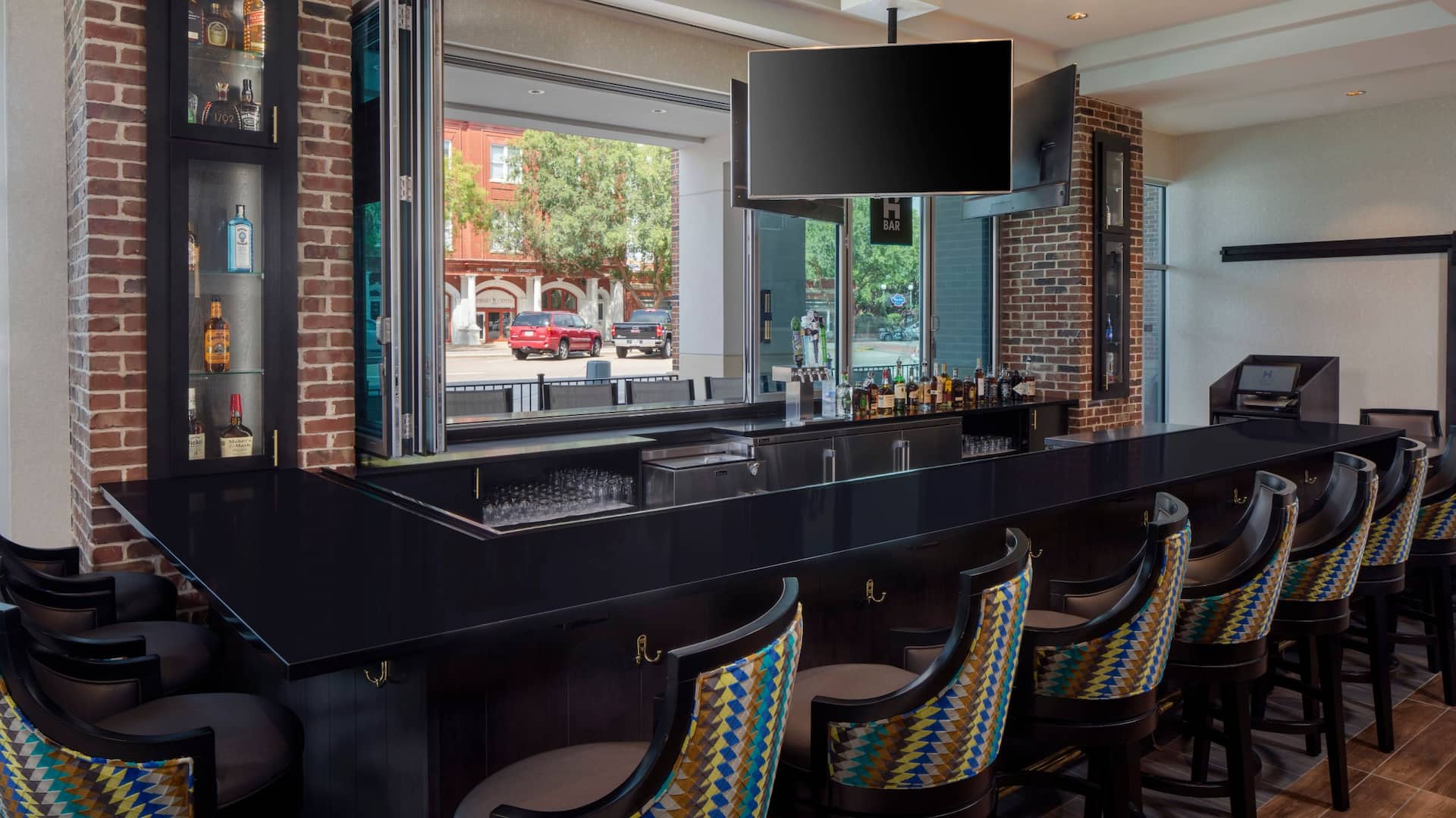 Hyatt House Augusta / Downtown Lobby Bar