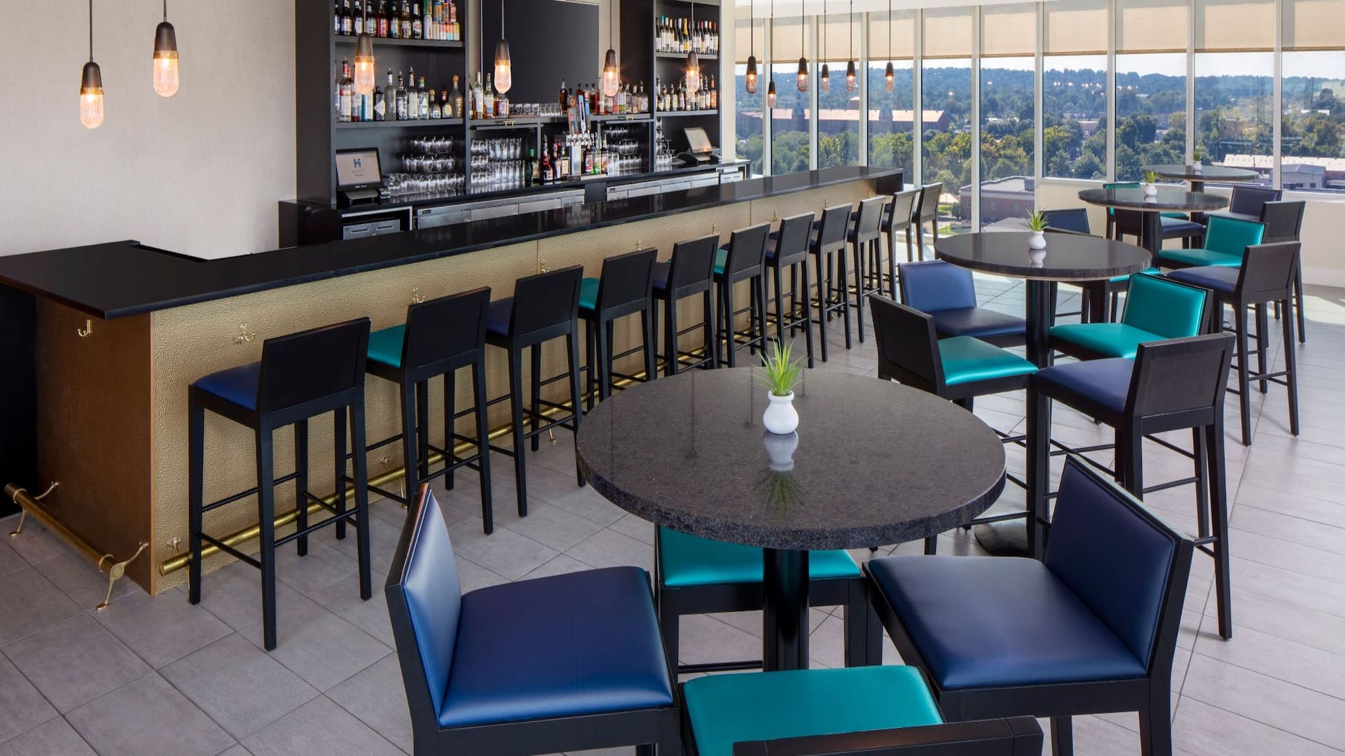 Hyatt House Augusta / Downtown Rooftop Bar