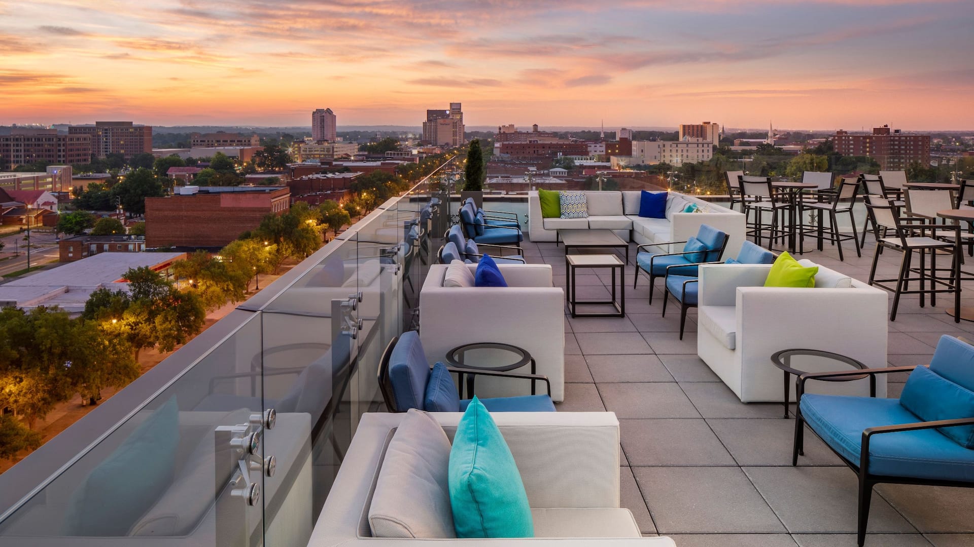 Hyatt House Augusta / Downtown Rooftop Patio