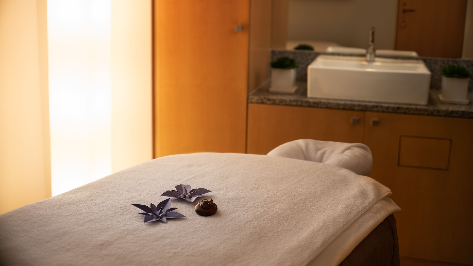 Hyatt Regency Kyoto RIRAKU Spa Treatment Room