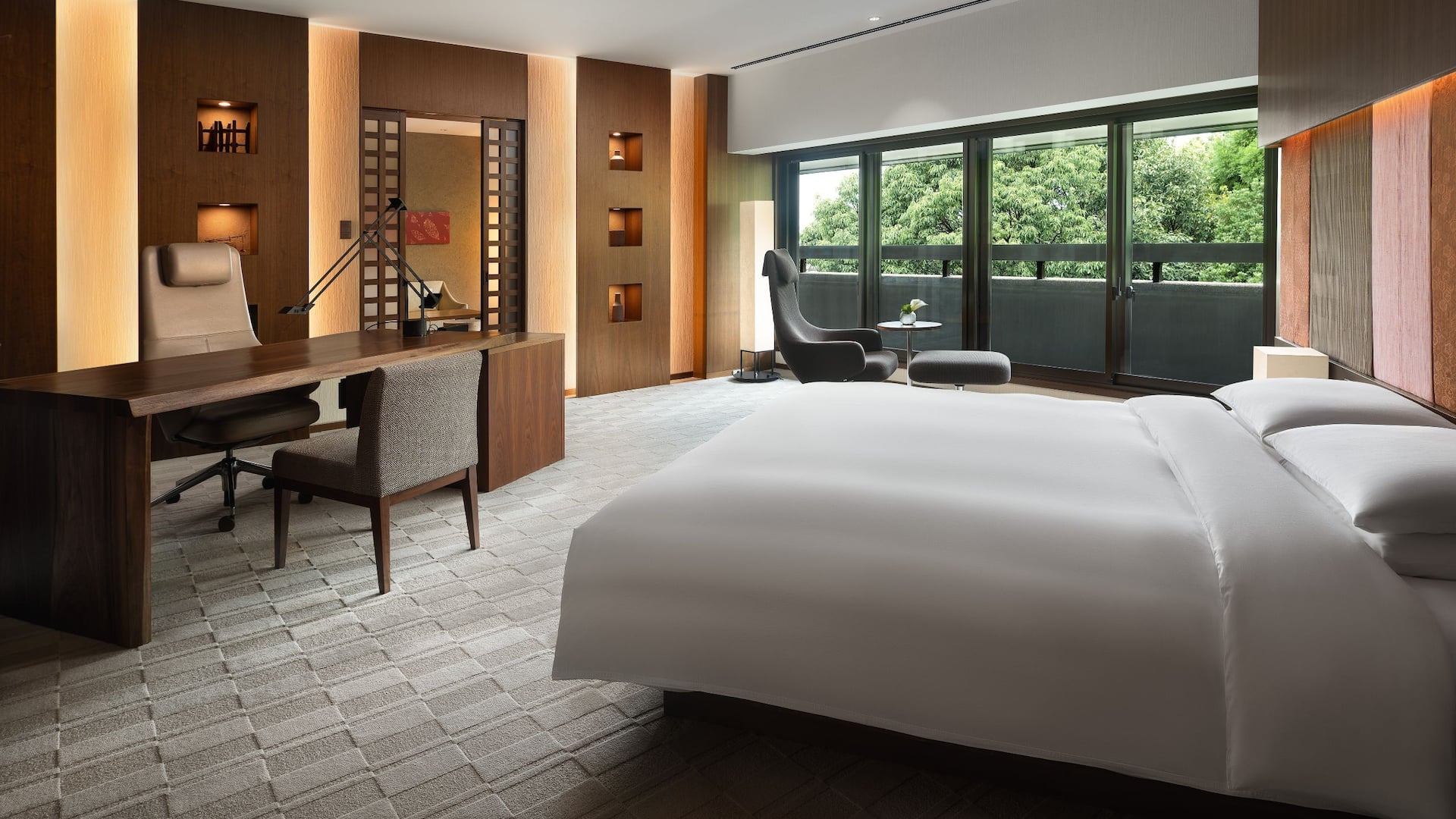 Hyatt Regency Kyoto King Suite Bedroom