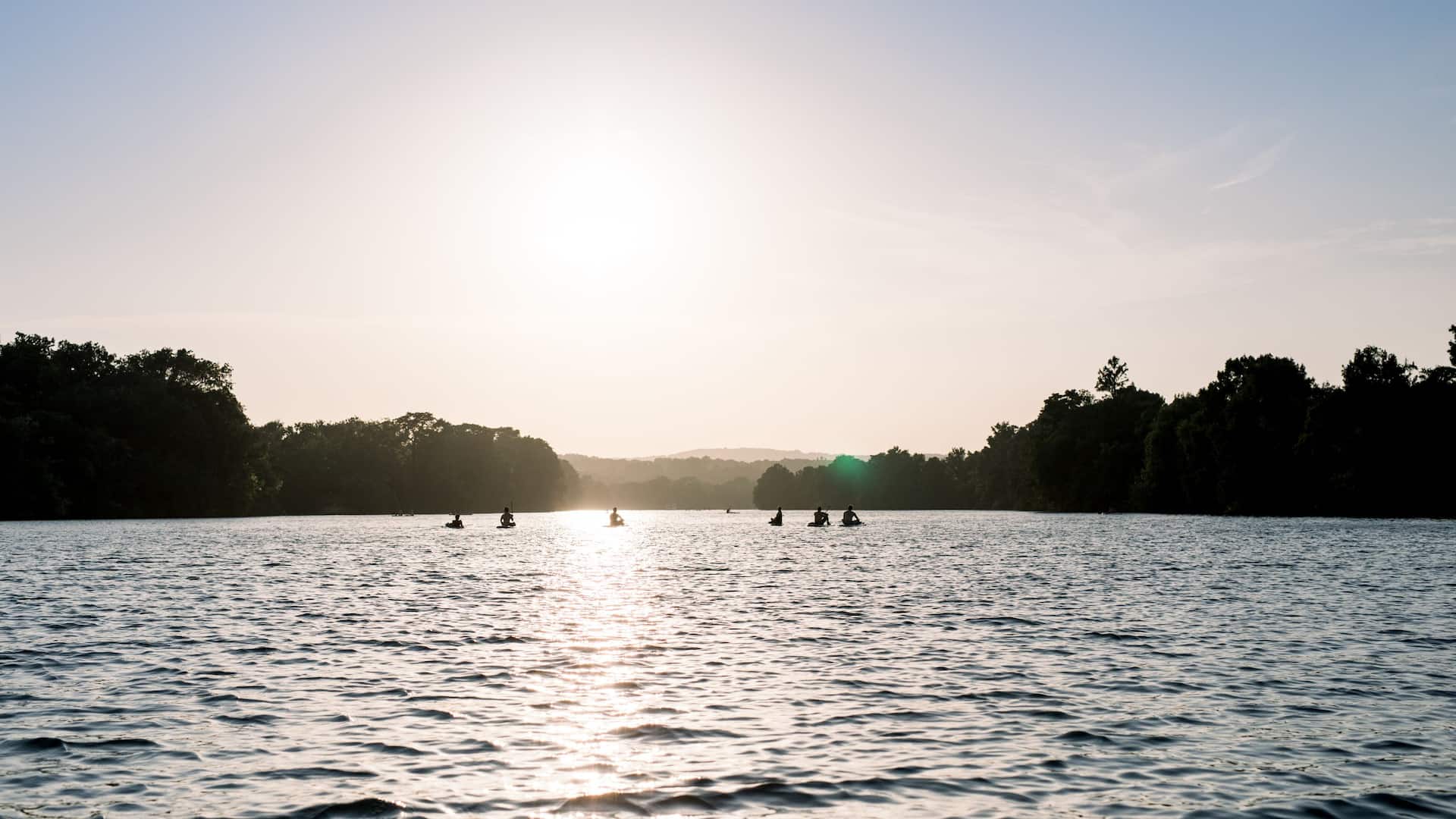 Global HY_P127 Kayaking Sunset