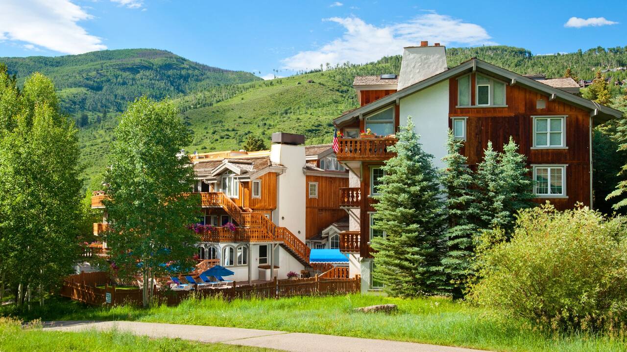  Exterior Summer