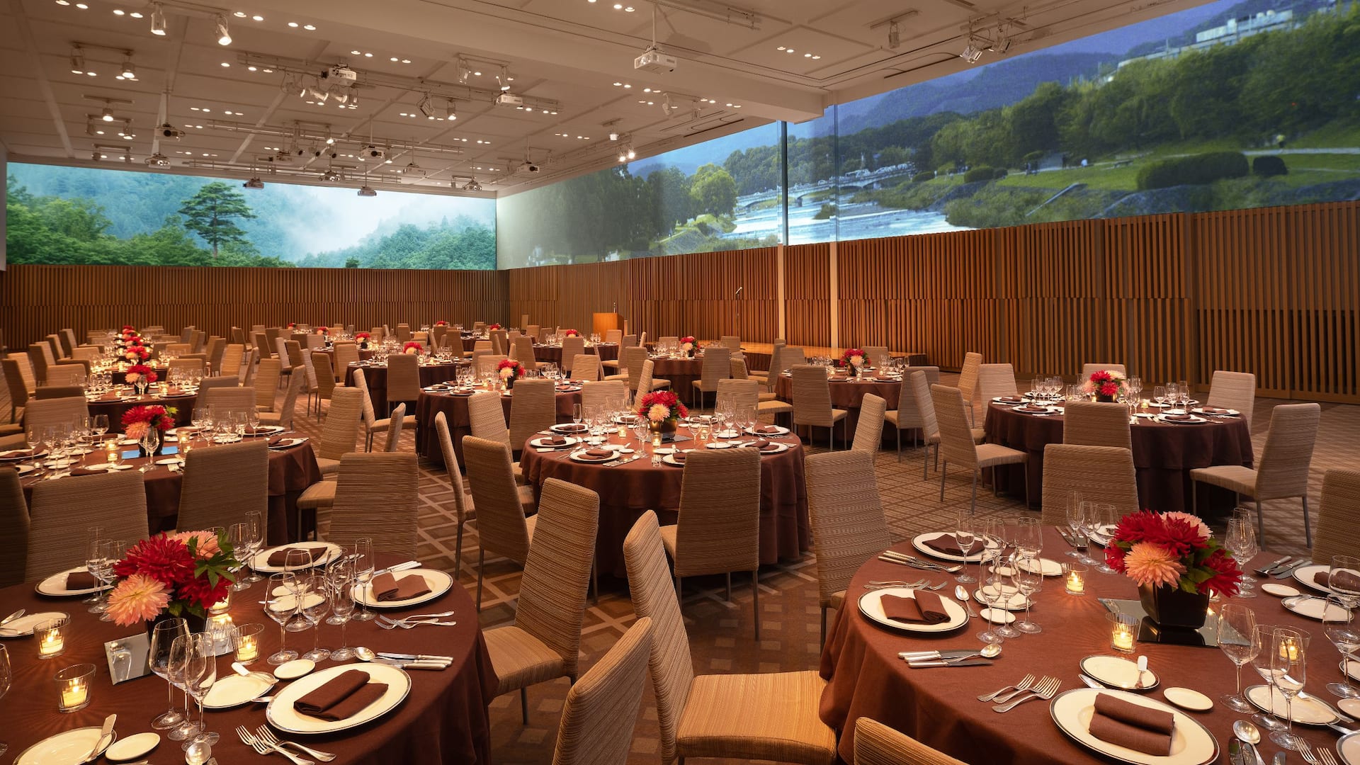 3/4 Hyatt Regency Kyoto Ballroom Party Surround Sytem