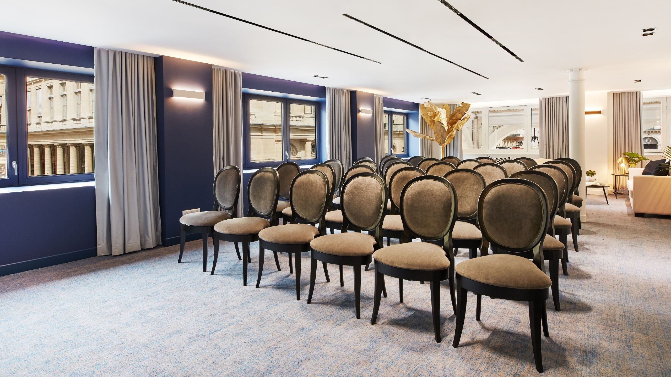 9 of 9 Hôtel du Louvre Meeting Honore Classes