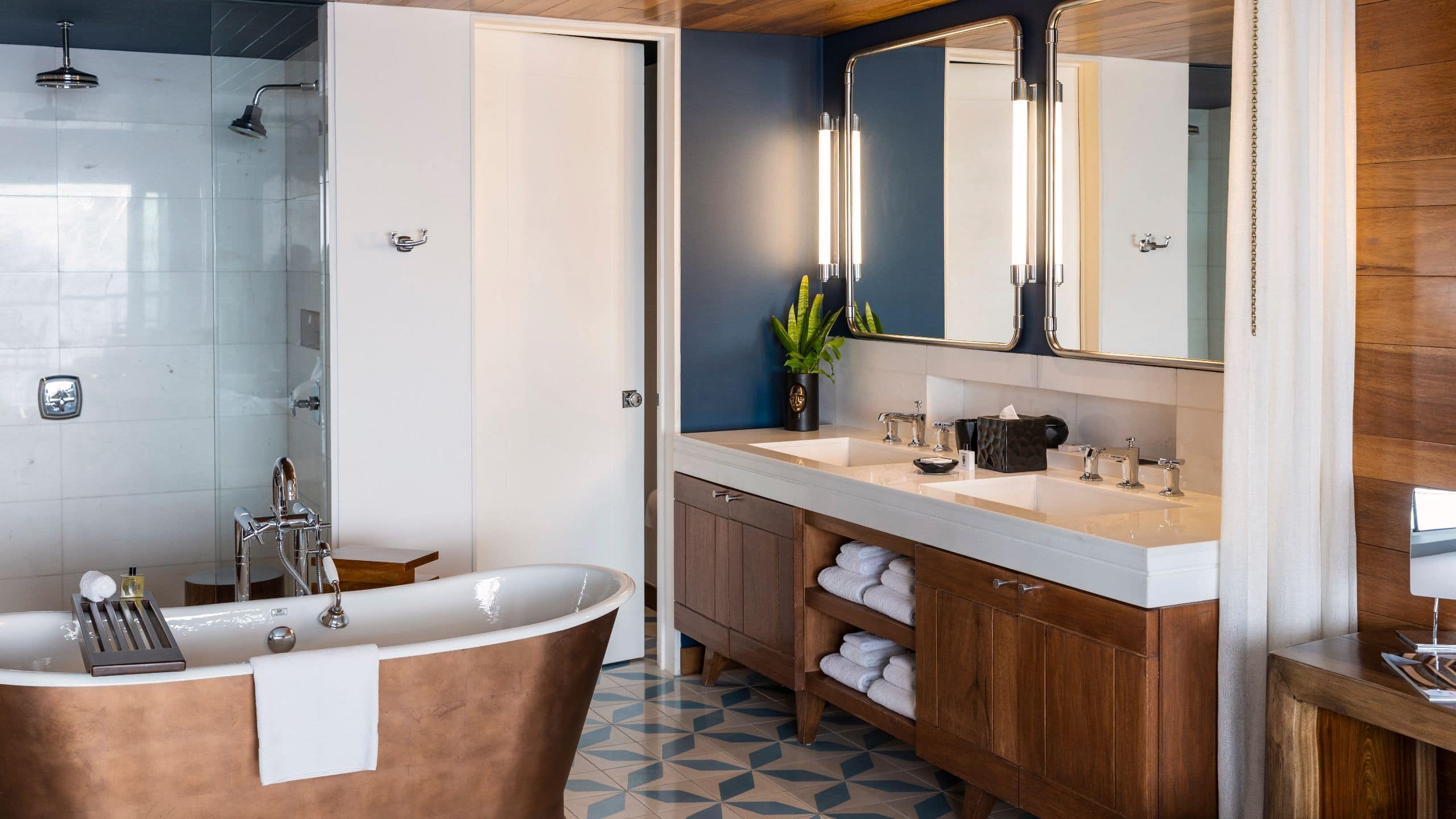 The Cape, a Thompson Hotel Thompson King Suite Bathroom