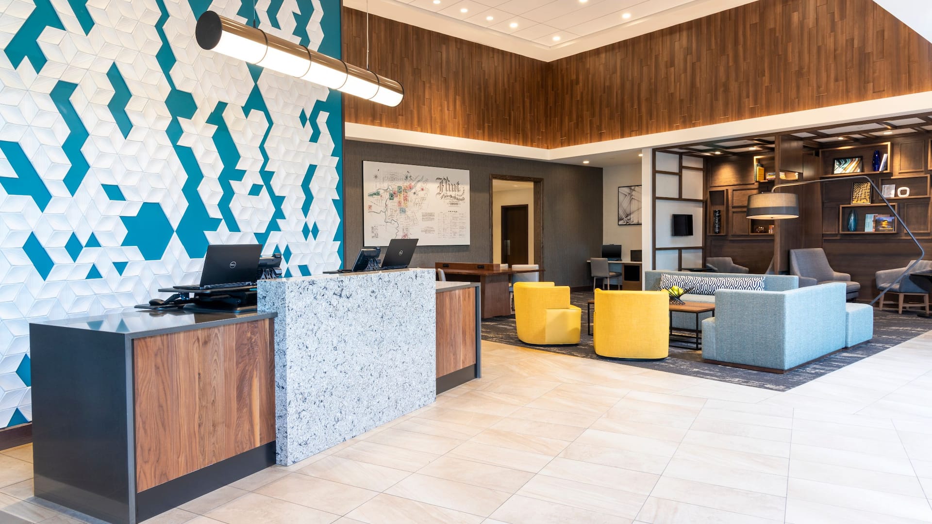 Hyatt Place Flint / Grand Blanc Lobby