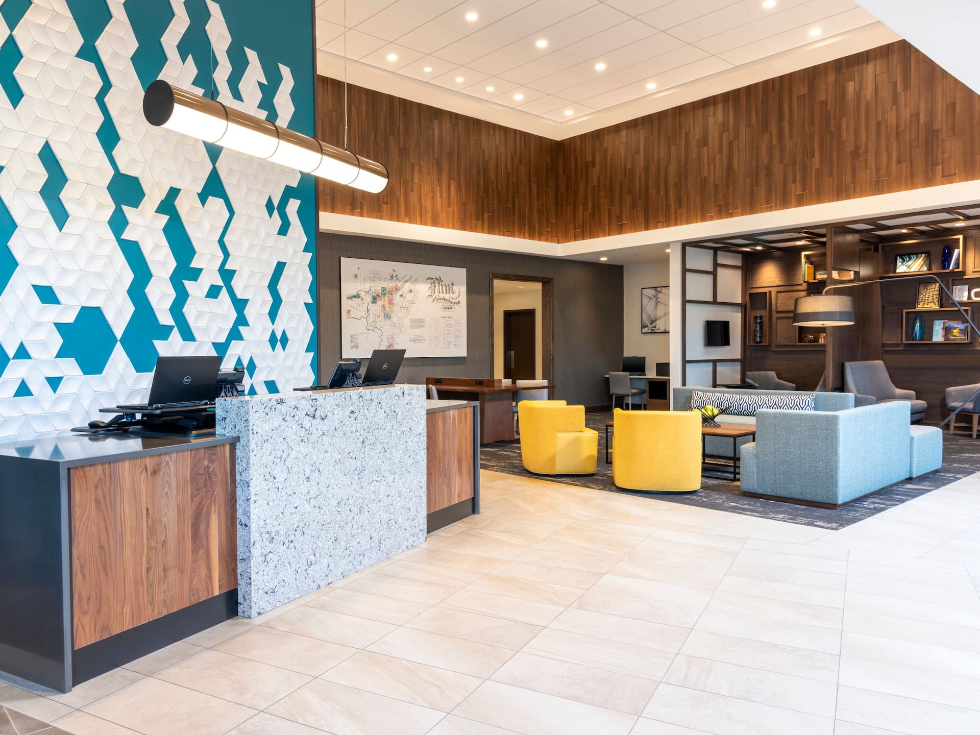 Hyatt Place Flint / Grand Blanc Lobby