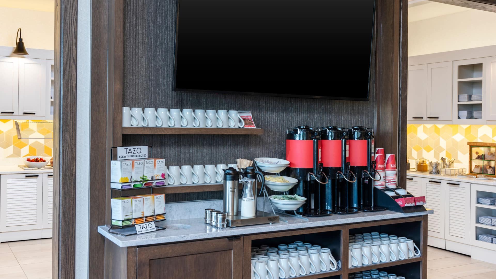 Hyatt Place Flint / Grand Blanc Gallery Coffee