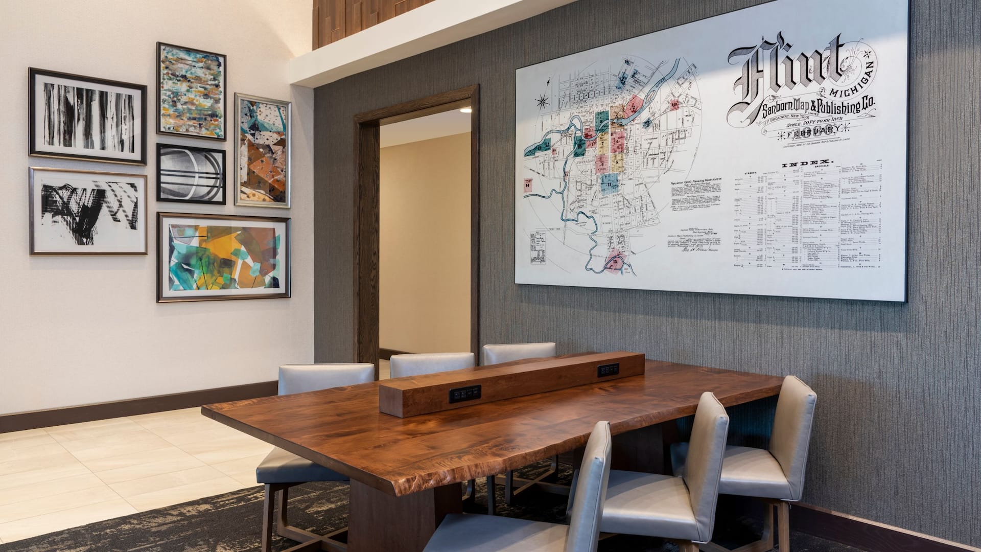 Hyatt Place Flint / Grand Blanc Business Center