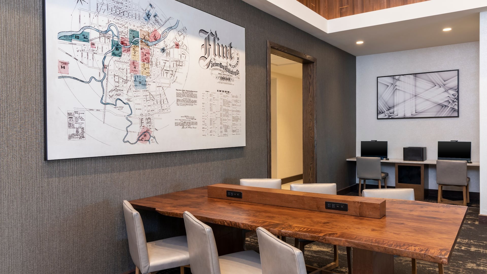 Hyatt Place Flint / Grand Blanc Business Center