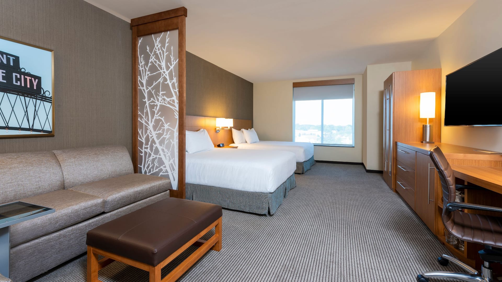 2 of 6 Hyatt Place Flint / Grand Blanc Two Queen Accessible Guestroom