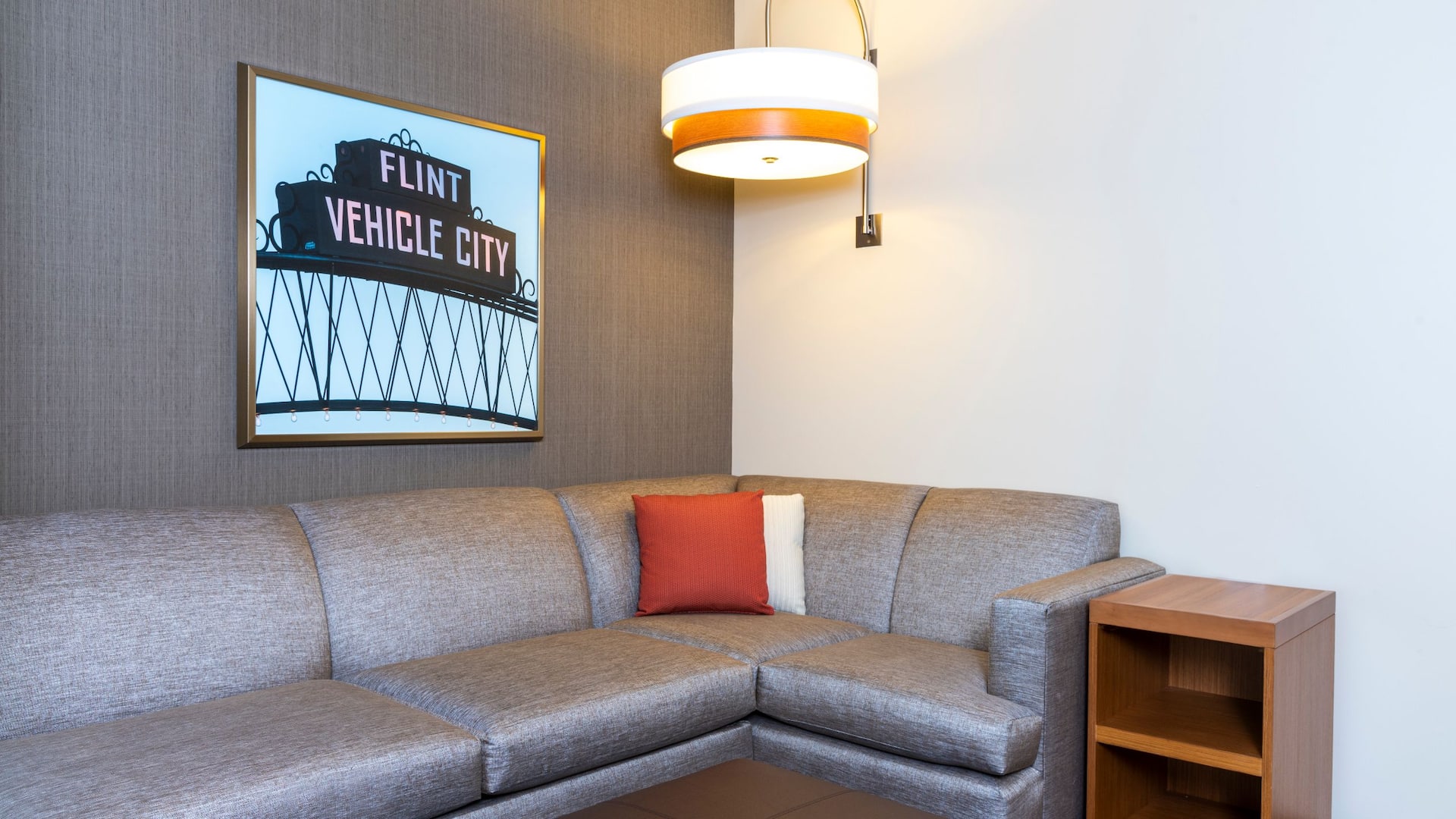 3 of 5 Hyatt Place Flint / Grand Blanc Standard Two Queen Guestroom