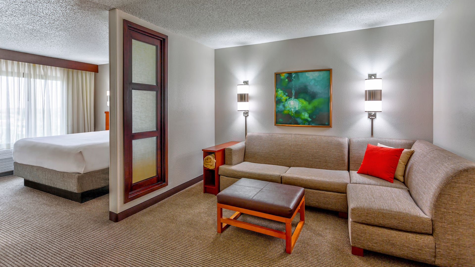 Hyatt Place Kansas City/Overland Park/Convention Center King Guestroom