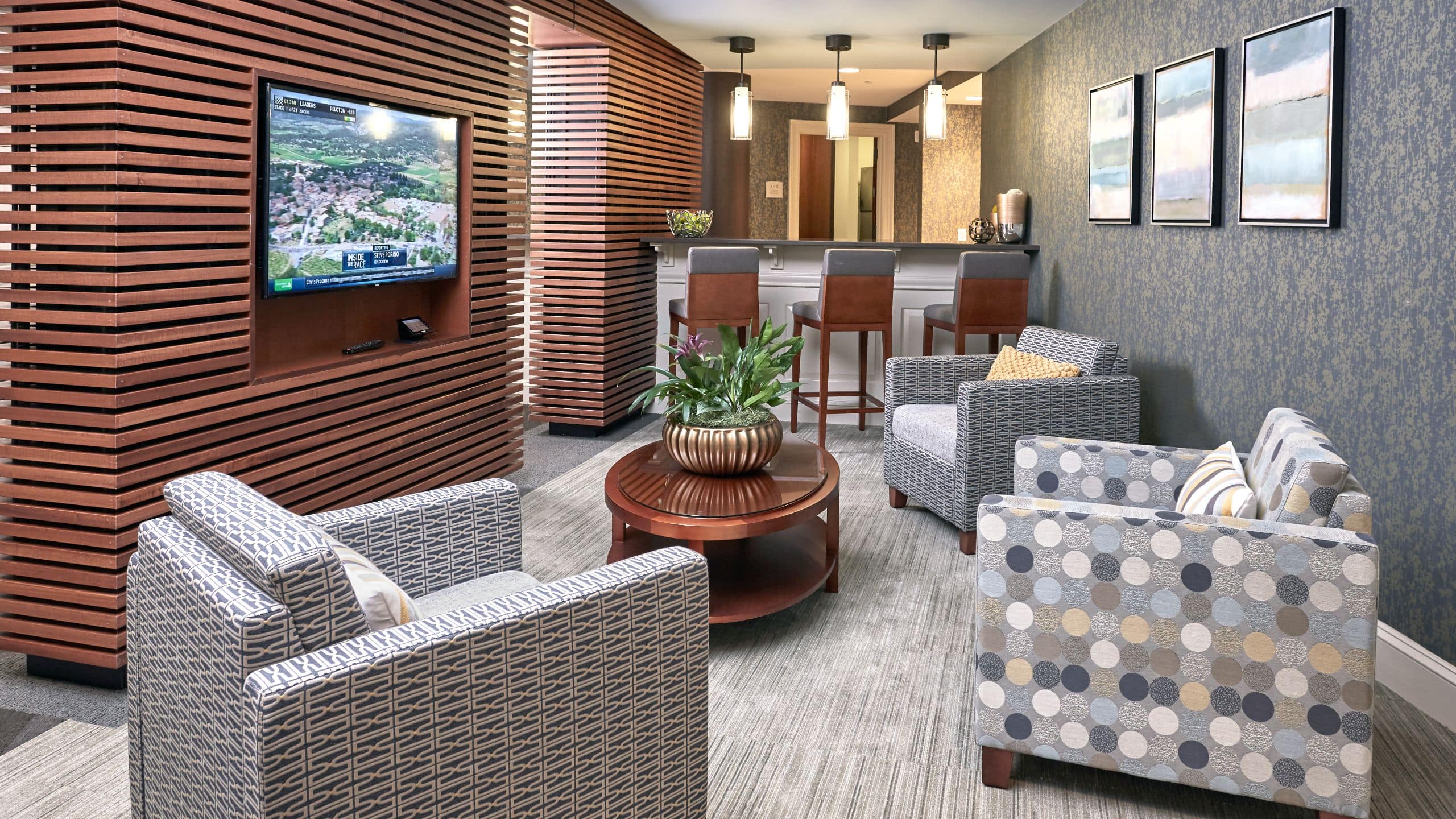Rizzo Center Pantry Seating