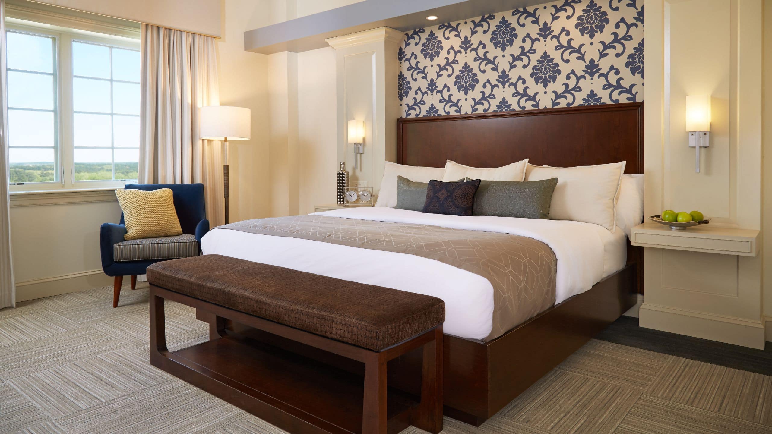 1 de 3 Rizzo Center Guestroom