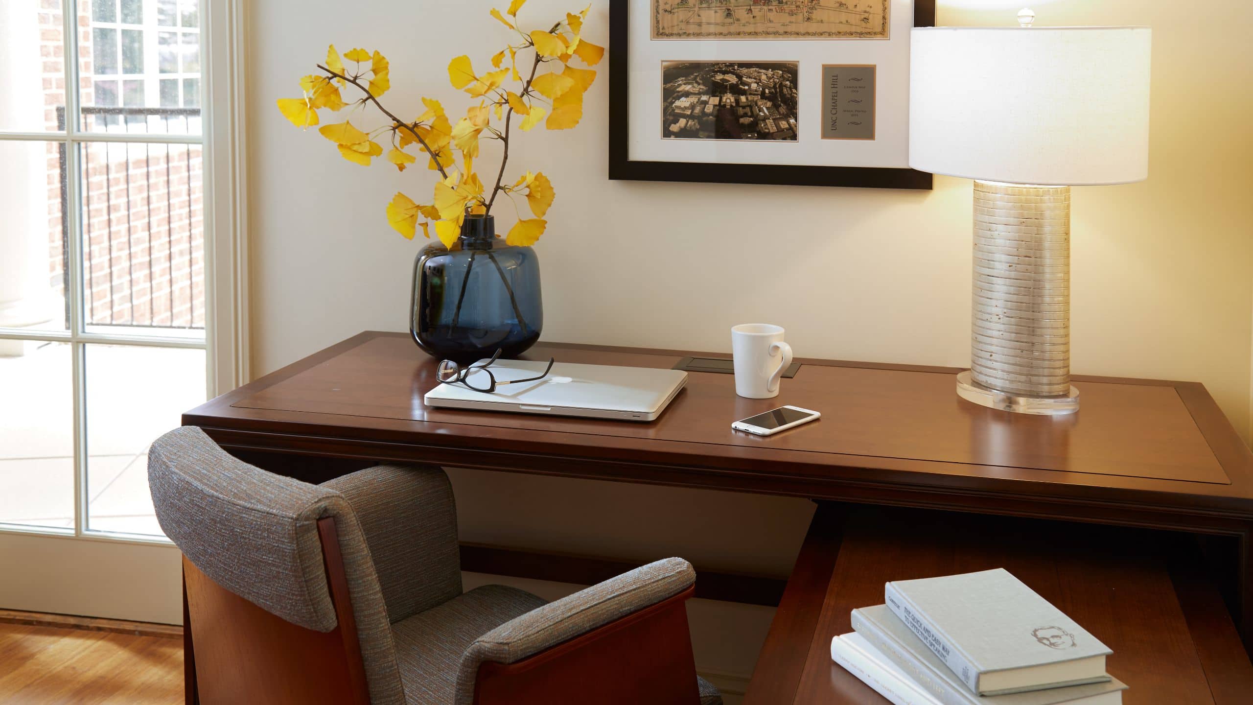 Rizzo Center Suite Desk