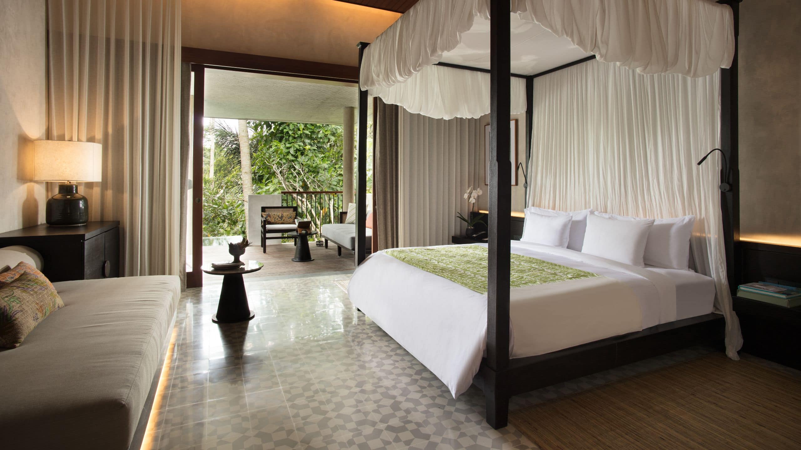 第 2，共 4 Alila Ubud Two Bedroom Pool Villa Bedroom