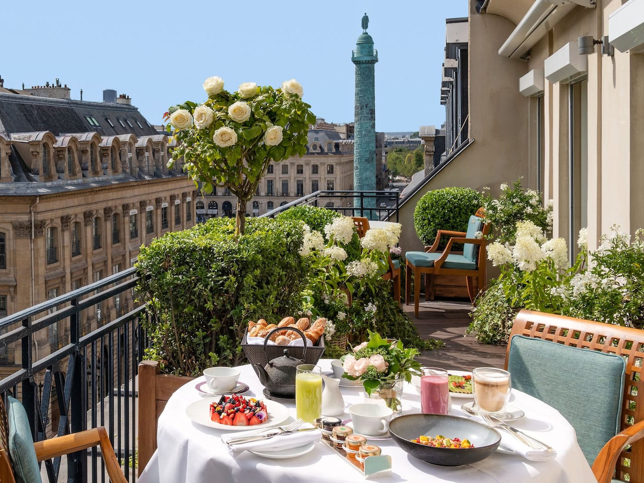 Breakfast in Bed Room service at 5* Hotel Park Hyatt Paris-Vendôme