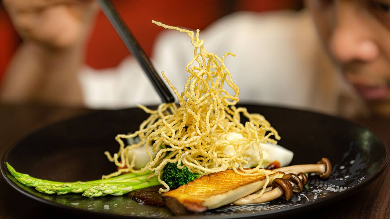 Crispy Fried Noodles with Chef