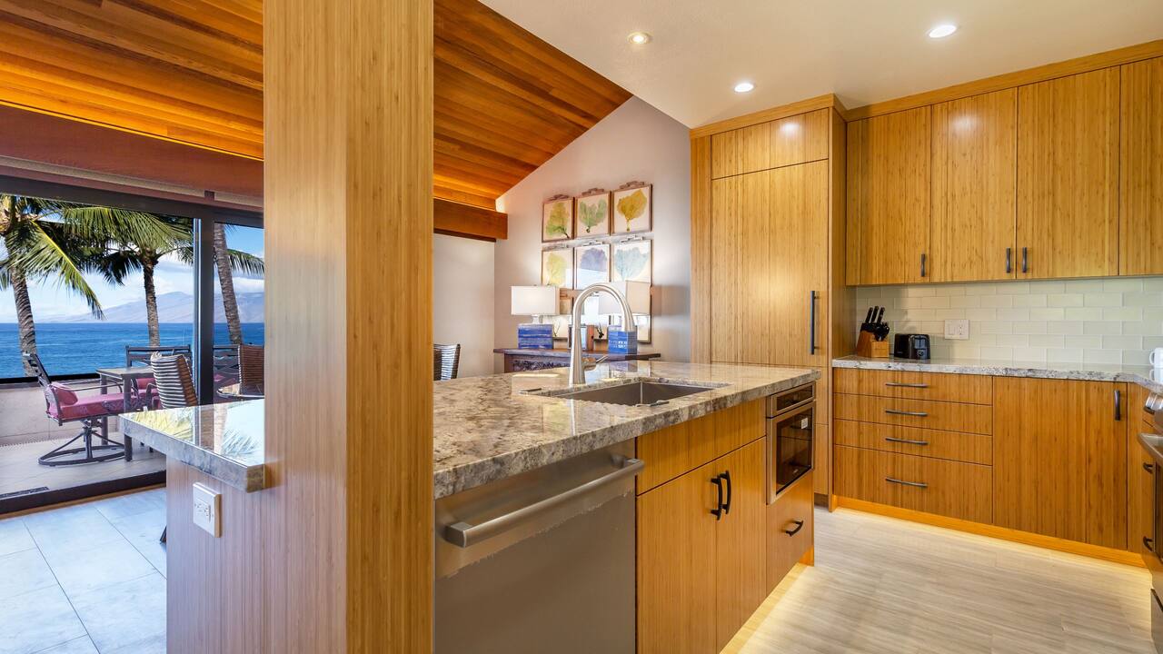 Makena Surf Kitchen 