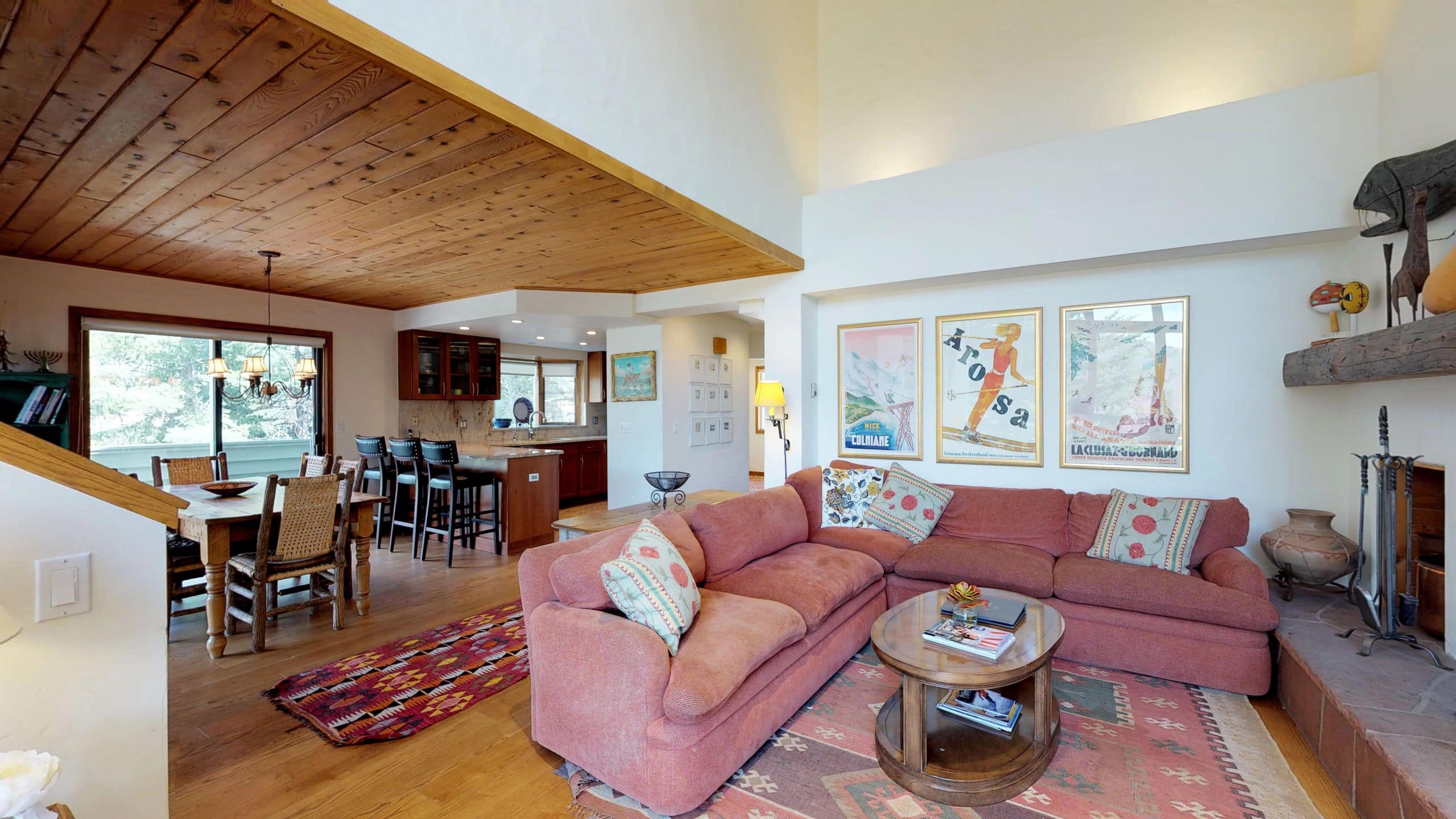 1 de 4 Vail Residences at Cascade Village Five Bedroom Gold Residence Living Room