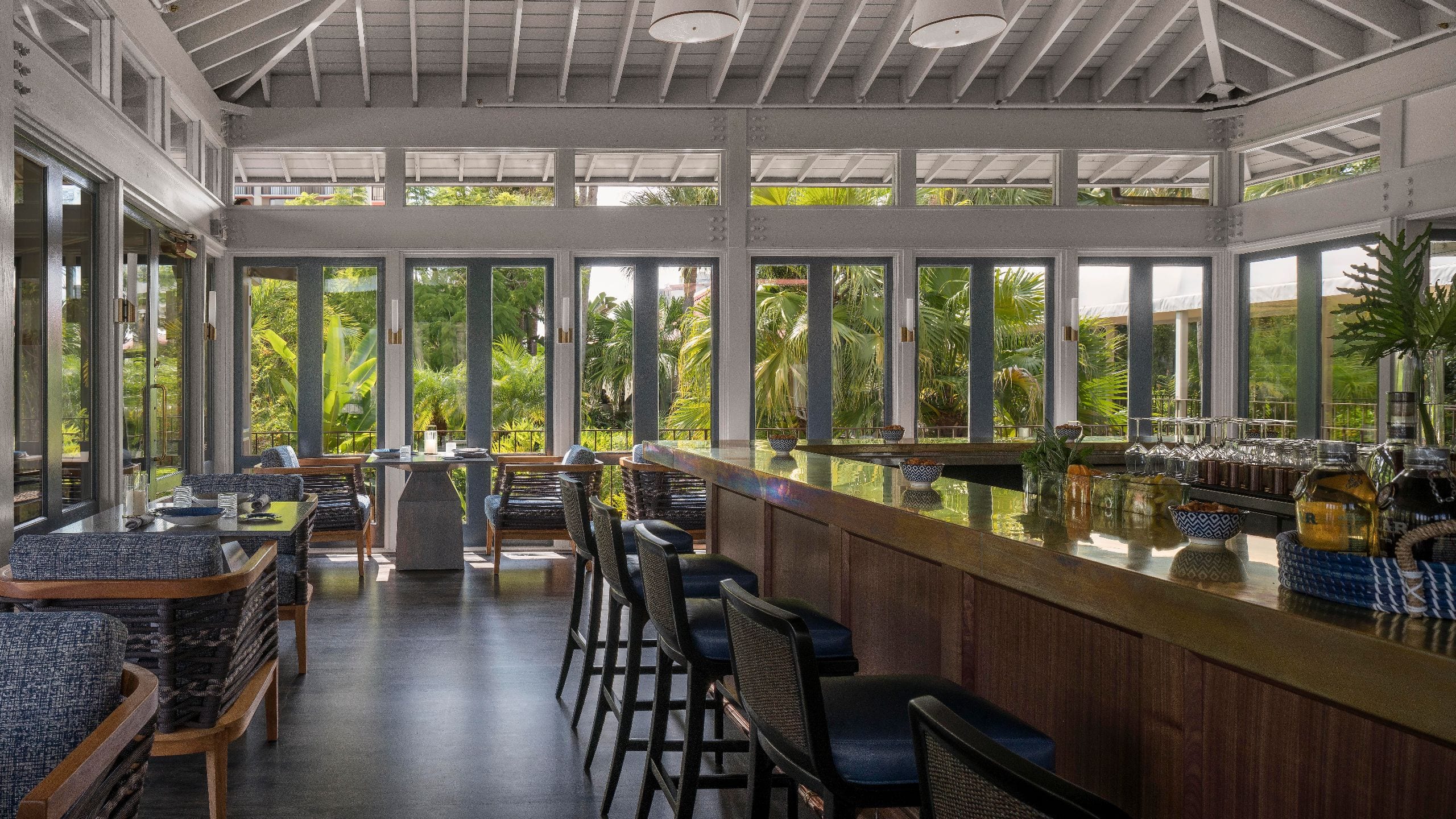 Hyatt Regency Grand Cypress Hurricanes Bar