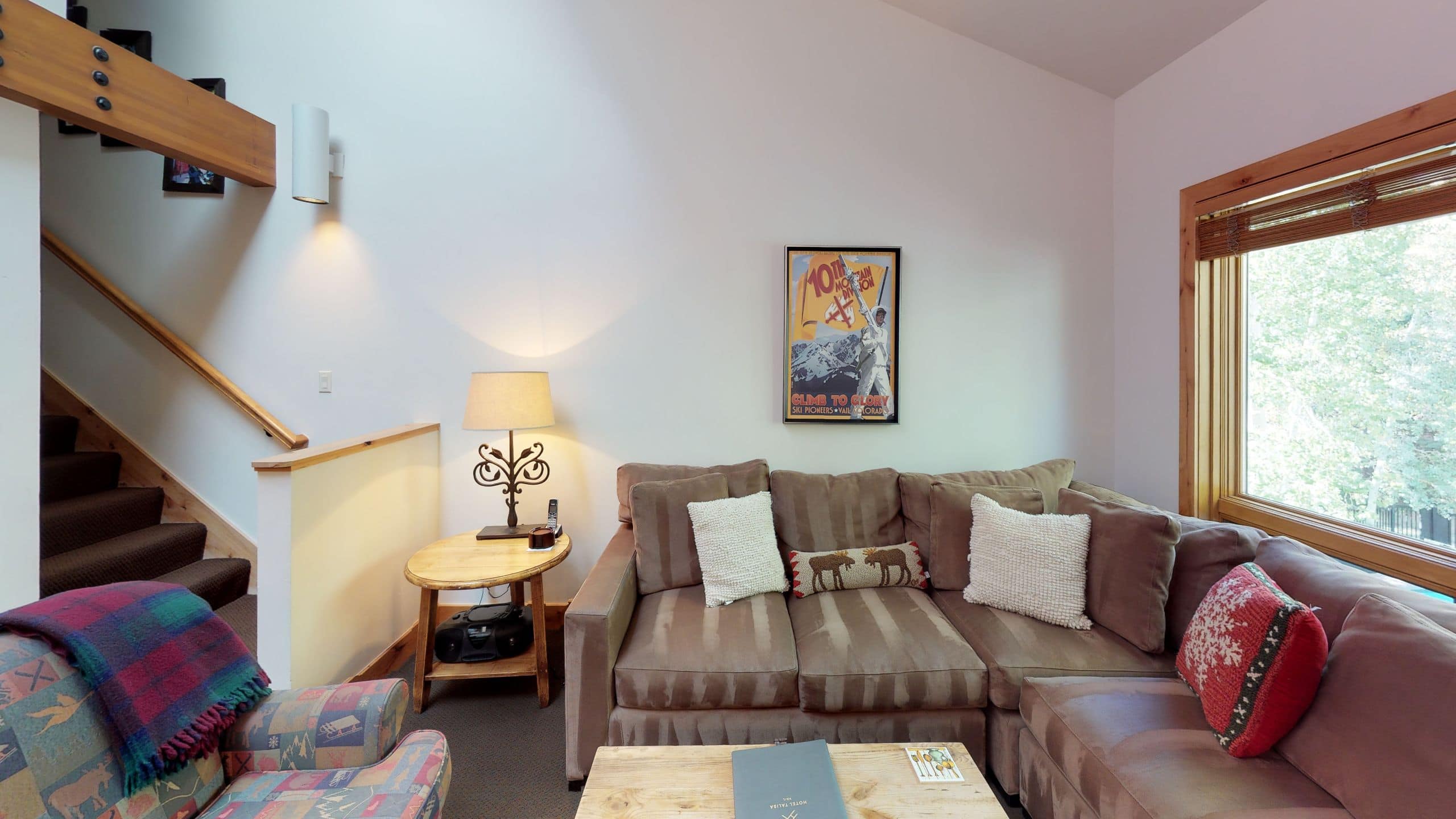 1 de 4 Vail Residences at Cascade Village Two Bedroom and Loft Gold Coldstream or Millrace Living