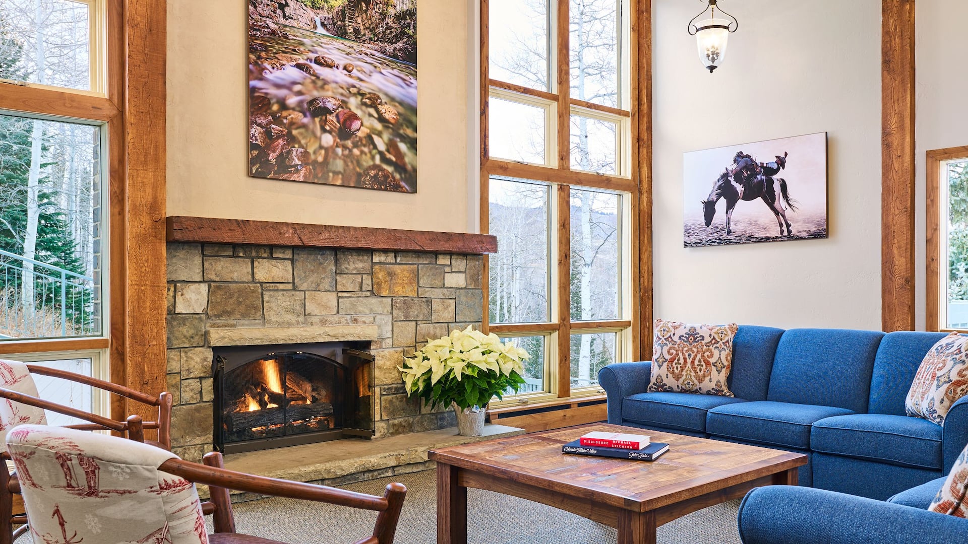 Top of the Village, Hotel Lobby