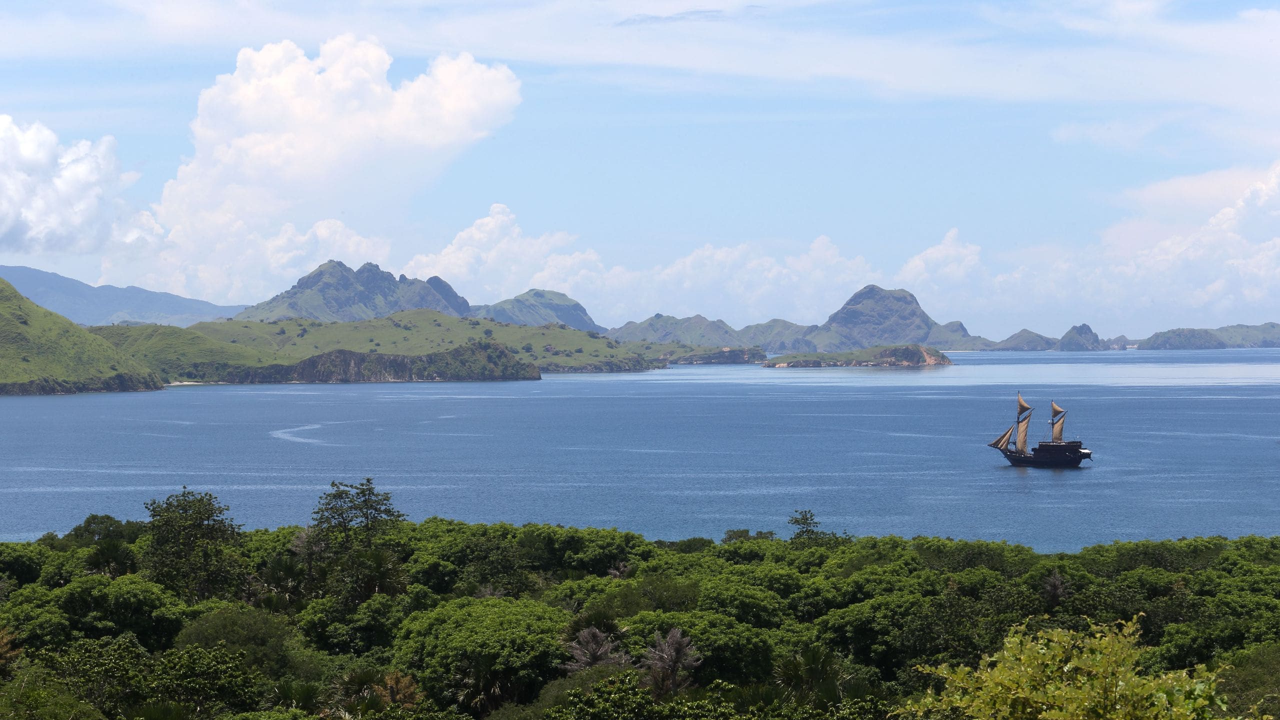 Alila Purnama Destinations Komodo Islands