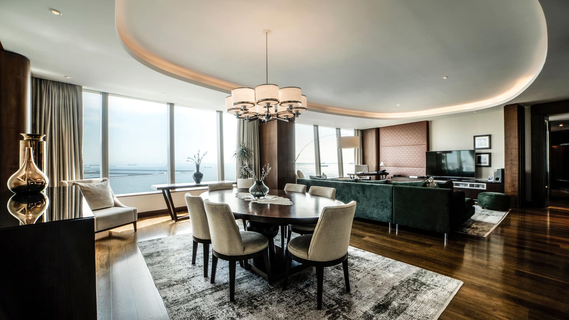 Hyatt Regency Istanbul Ataköy Marmara Suite Living Area