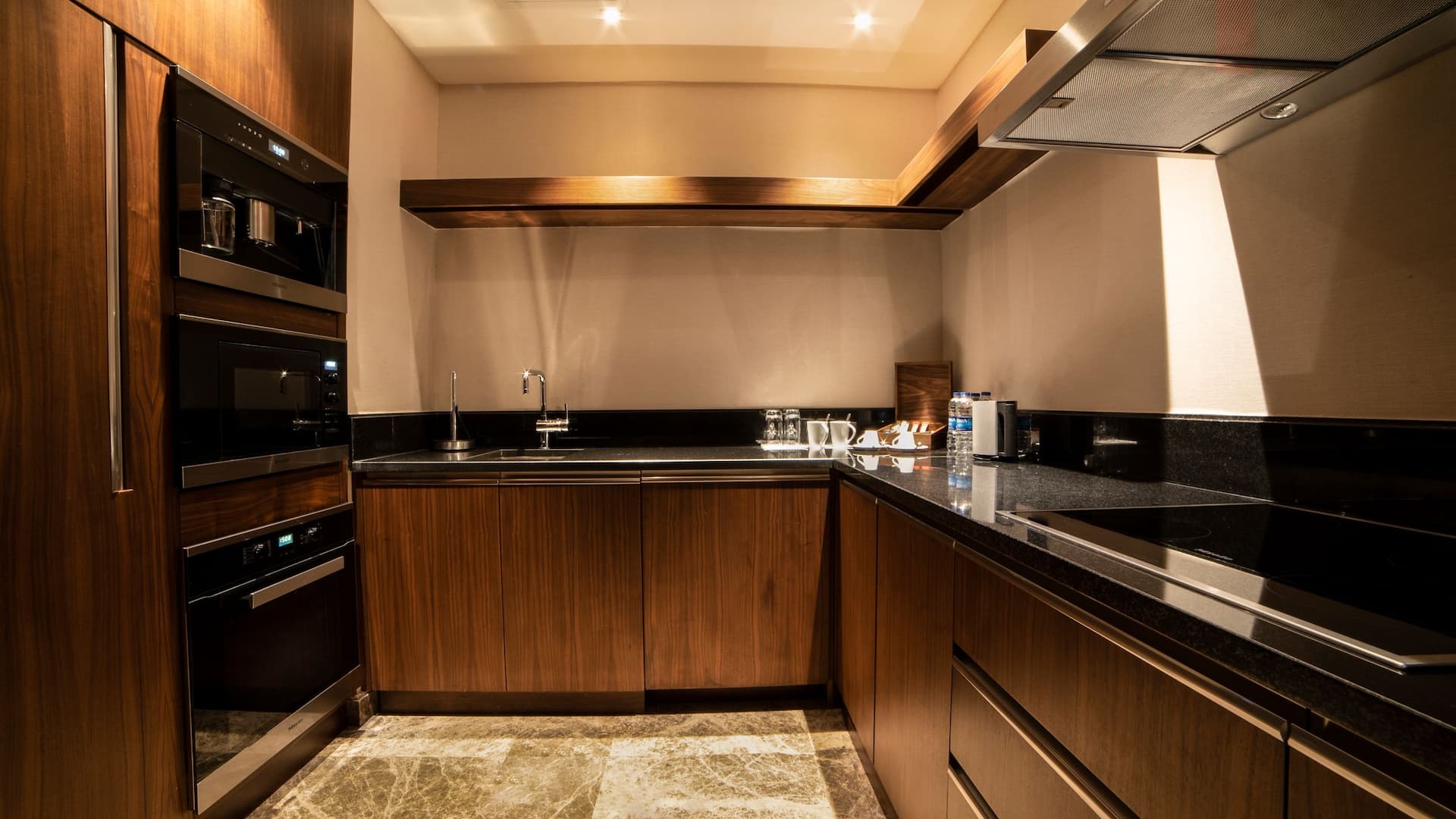 Hyatt Regency Istanbul Ataköy Presidential Suite Kitchen