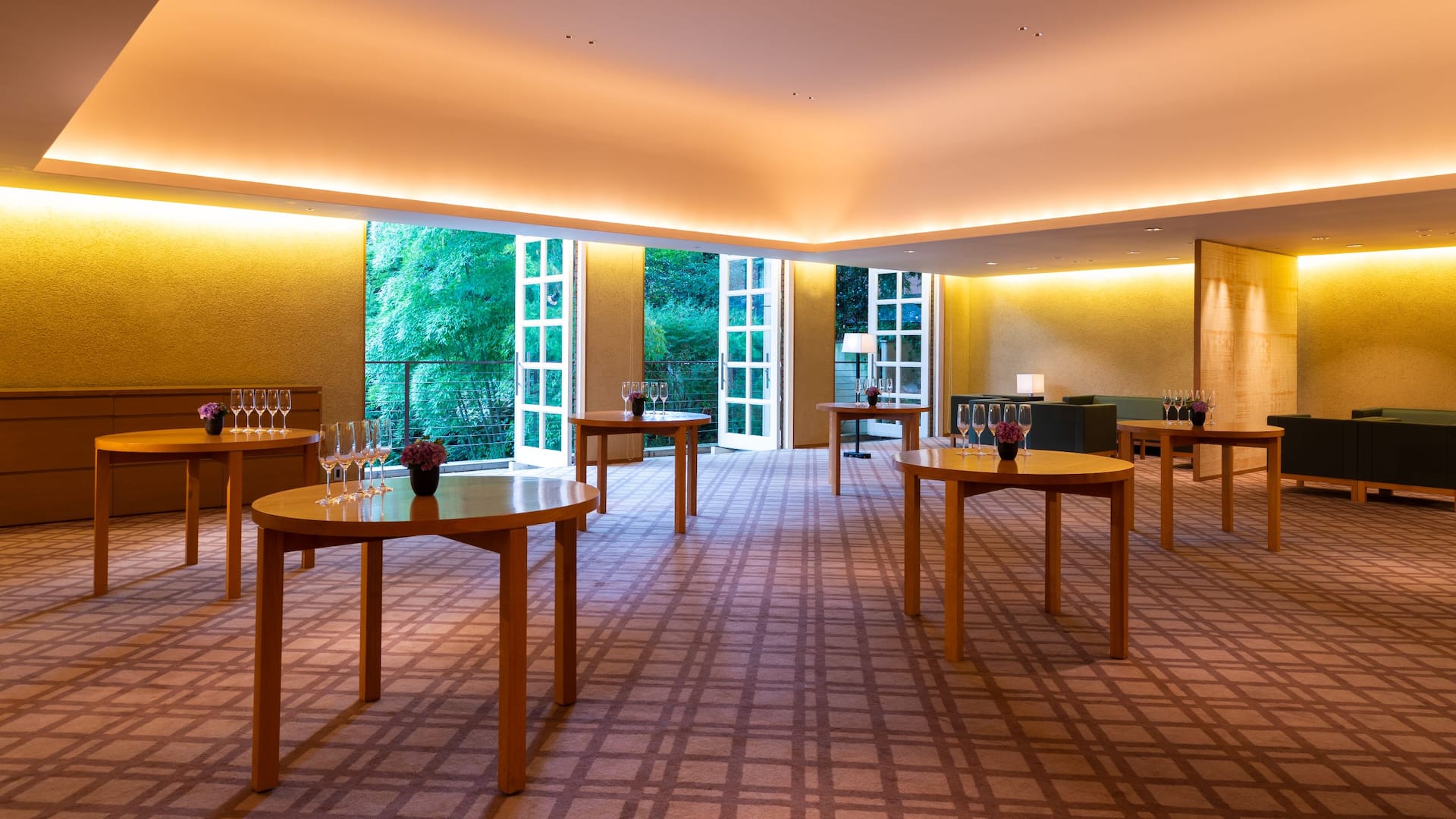 3/3 Hyatt Regency Kyoto Party Gallery Room Window Open